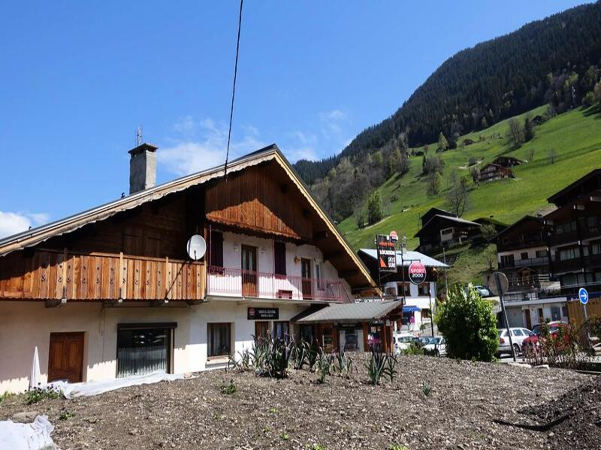 Zonnig appartement in authentiek bergdorp, vlakbij de pistes - foto 13