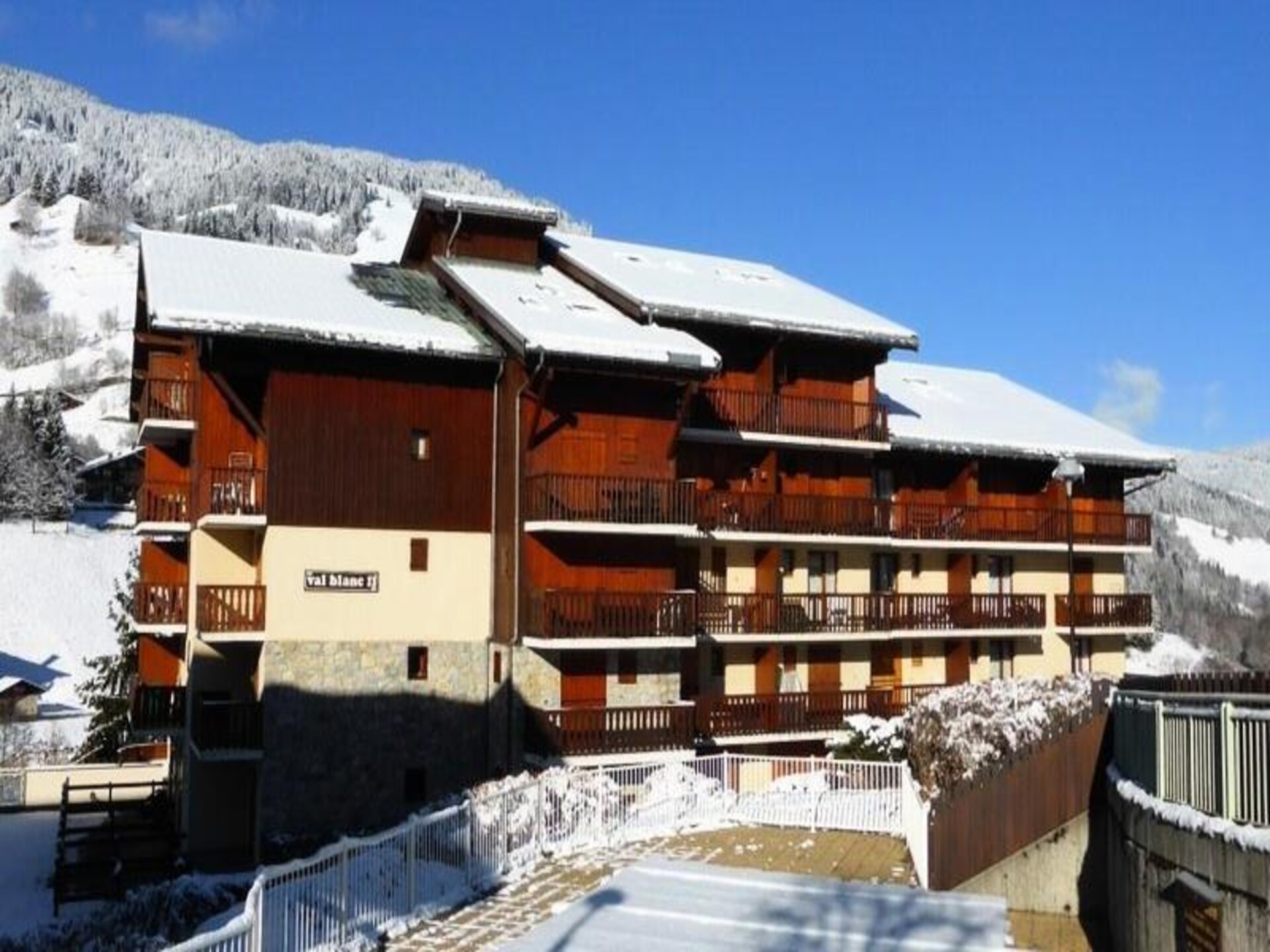 Duplexappartement in Arèches-Beaufort met uitzicht op de Alpen, vlakbij de piste - foto 9