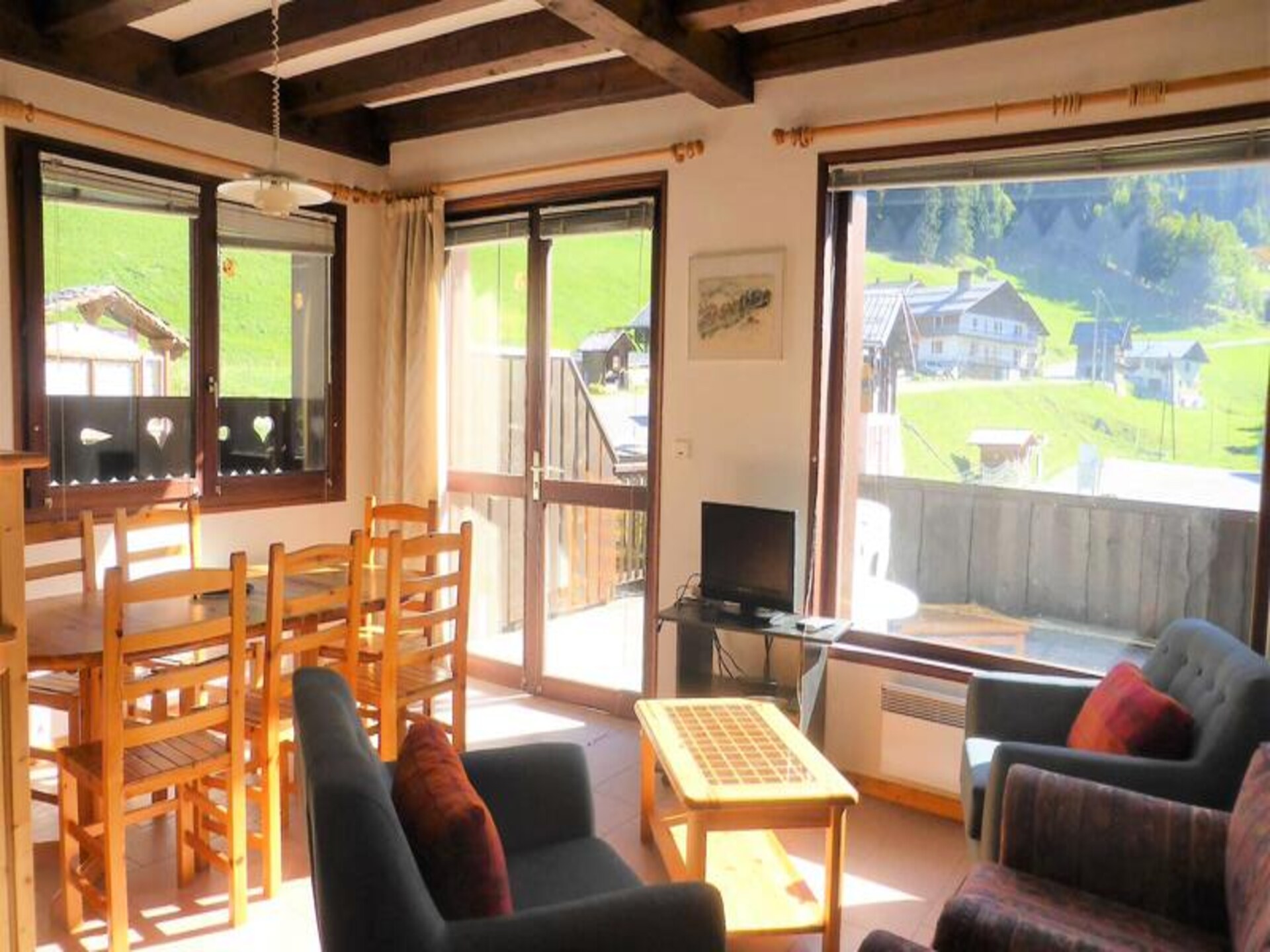 Zonnig appartement in Arêches-Beaufort, direct aan de piste - foto 1