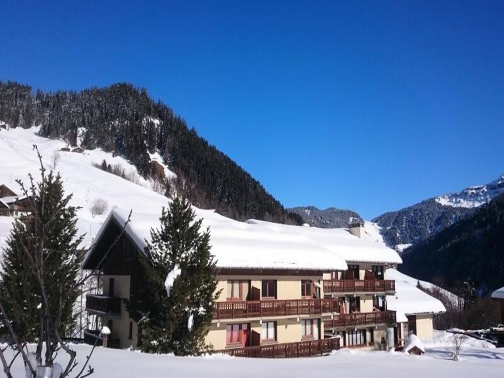 Knus appartement op de piste in Beaufort met uitzicht op de Alpen - foto 2