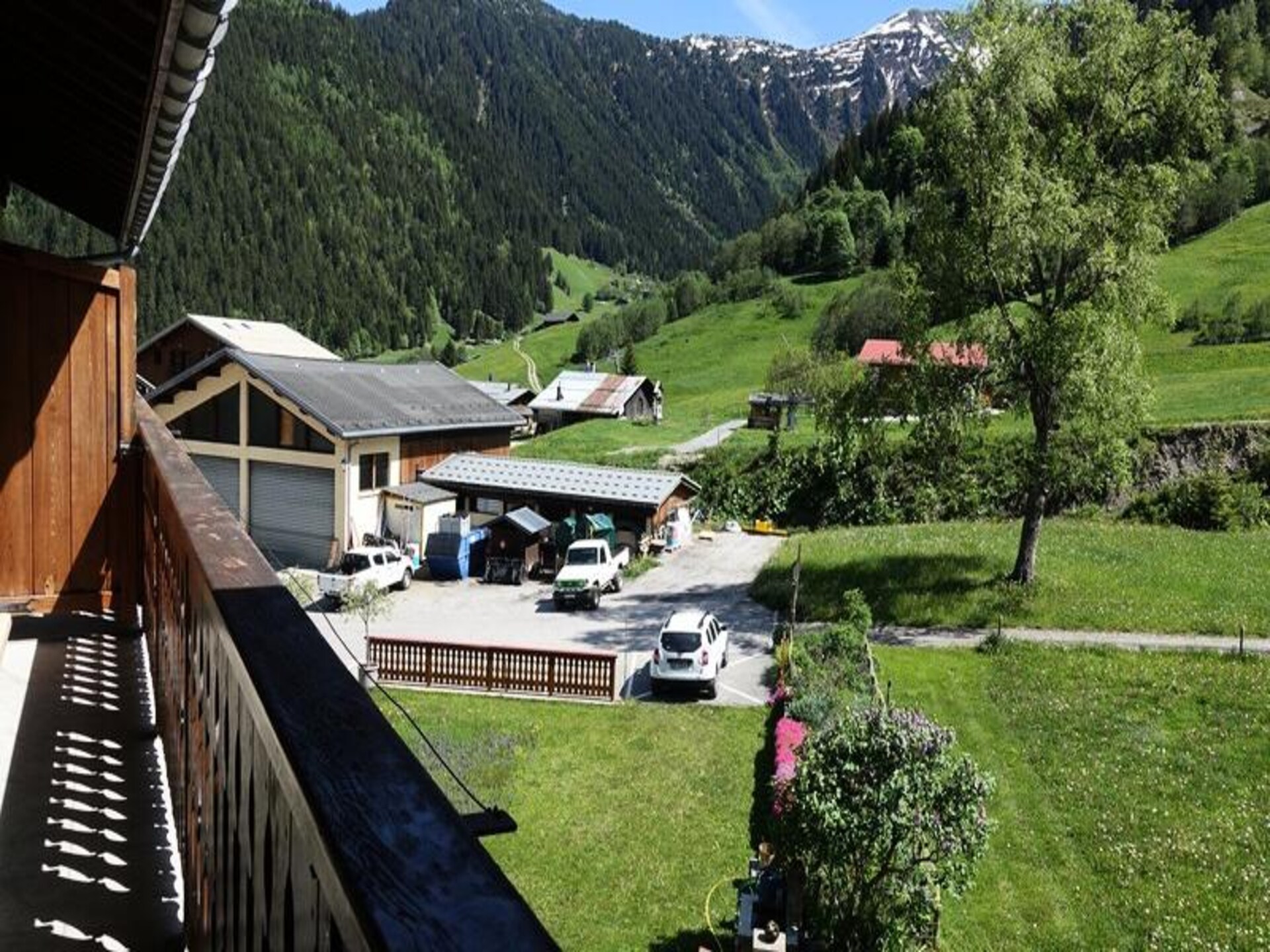 Knus appartement voor 7 op 1200m hoogte in Beaufort met balkon en uitzicht - foto 11