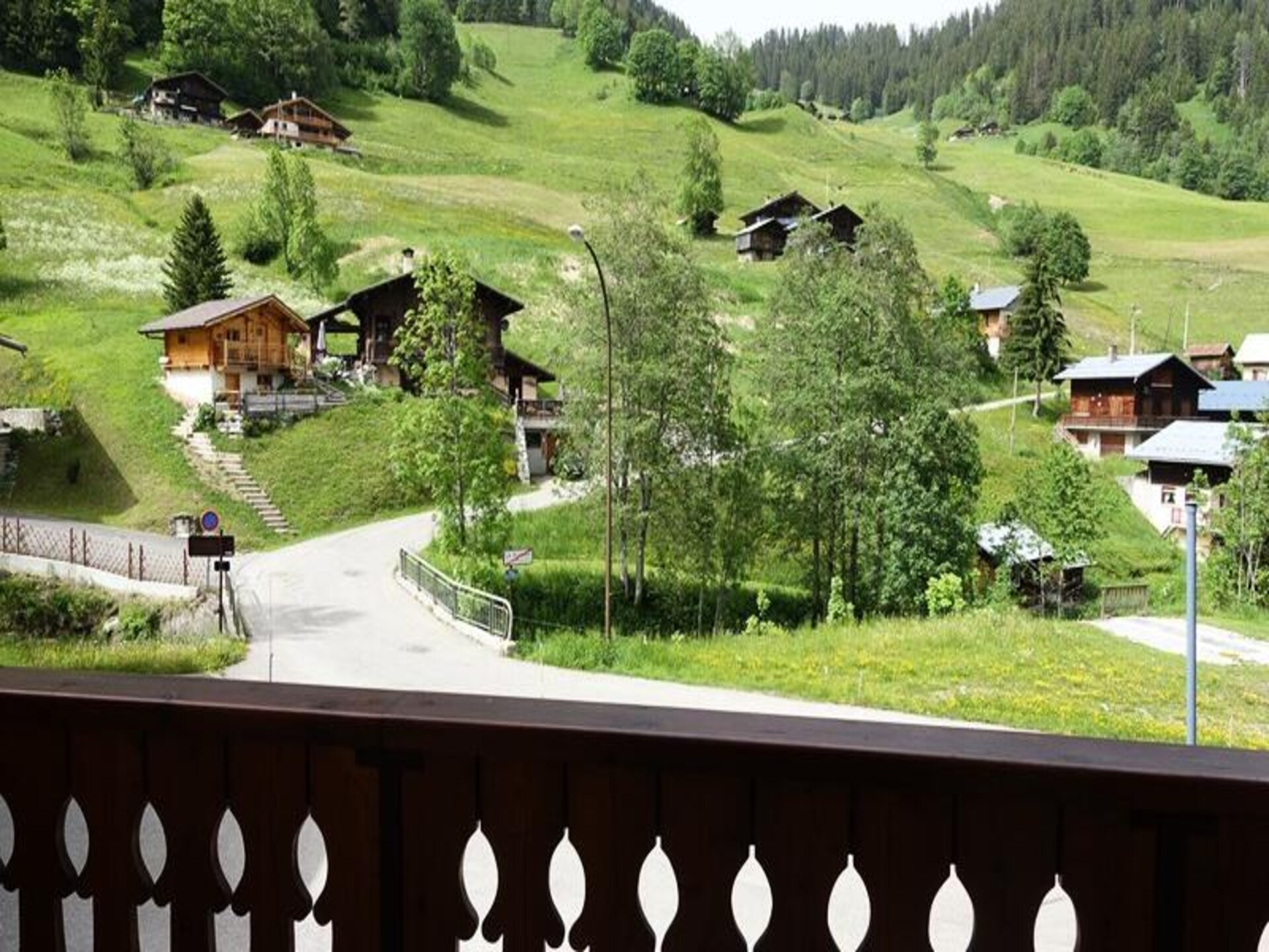 Knus appartement op 1200m hoogte met balkon en uitzicht op de Alpen - foto 13