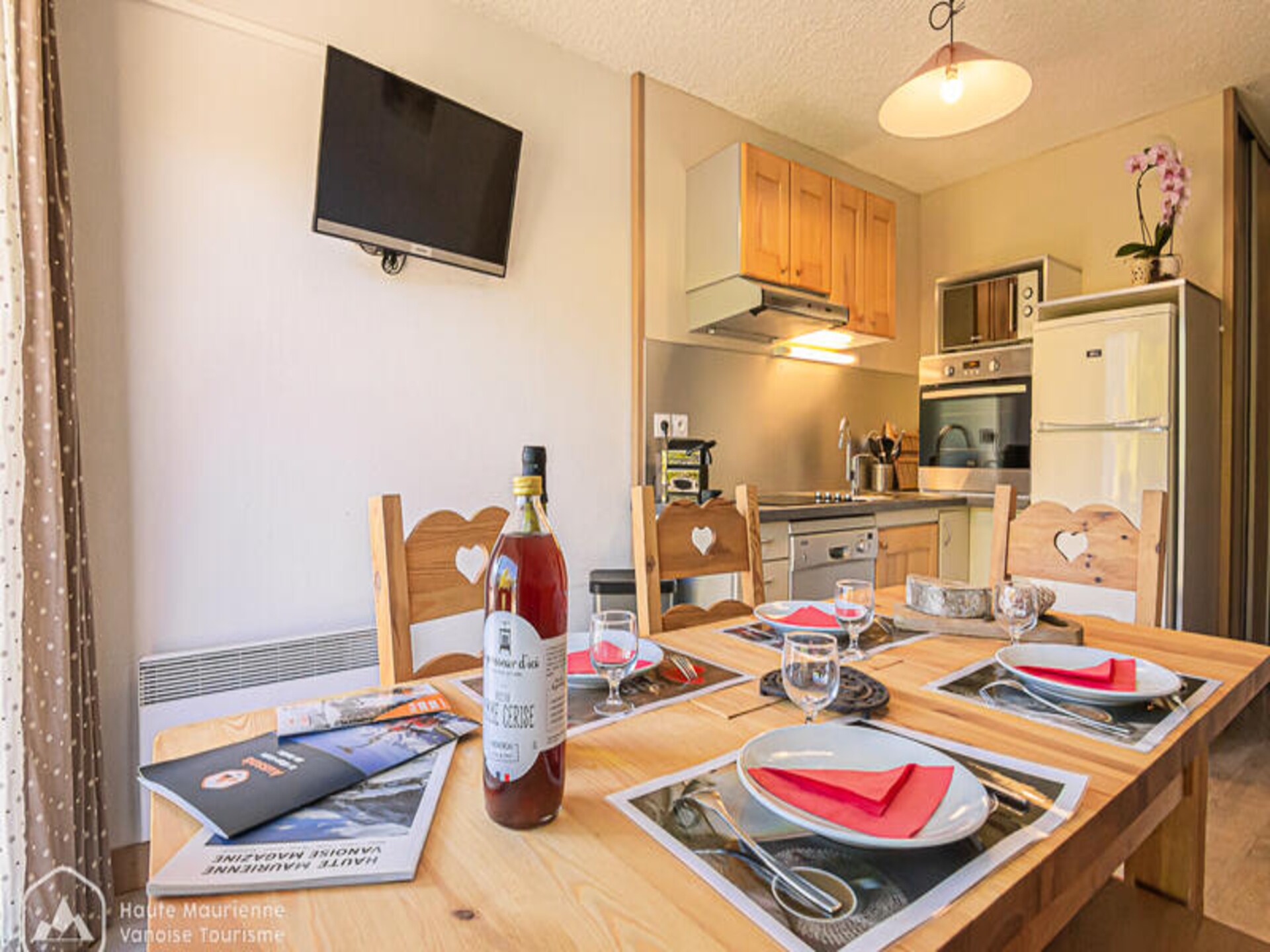 Appartement in Les Chalets De La Pyramide, Aussiois | 6 pers., skiliften op 100m - foto 2