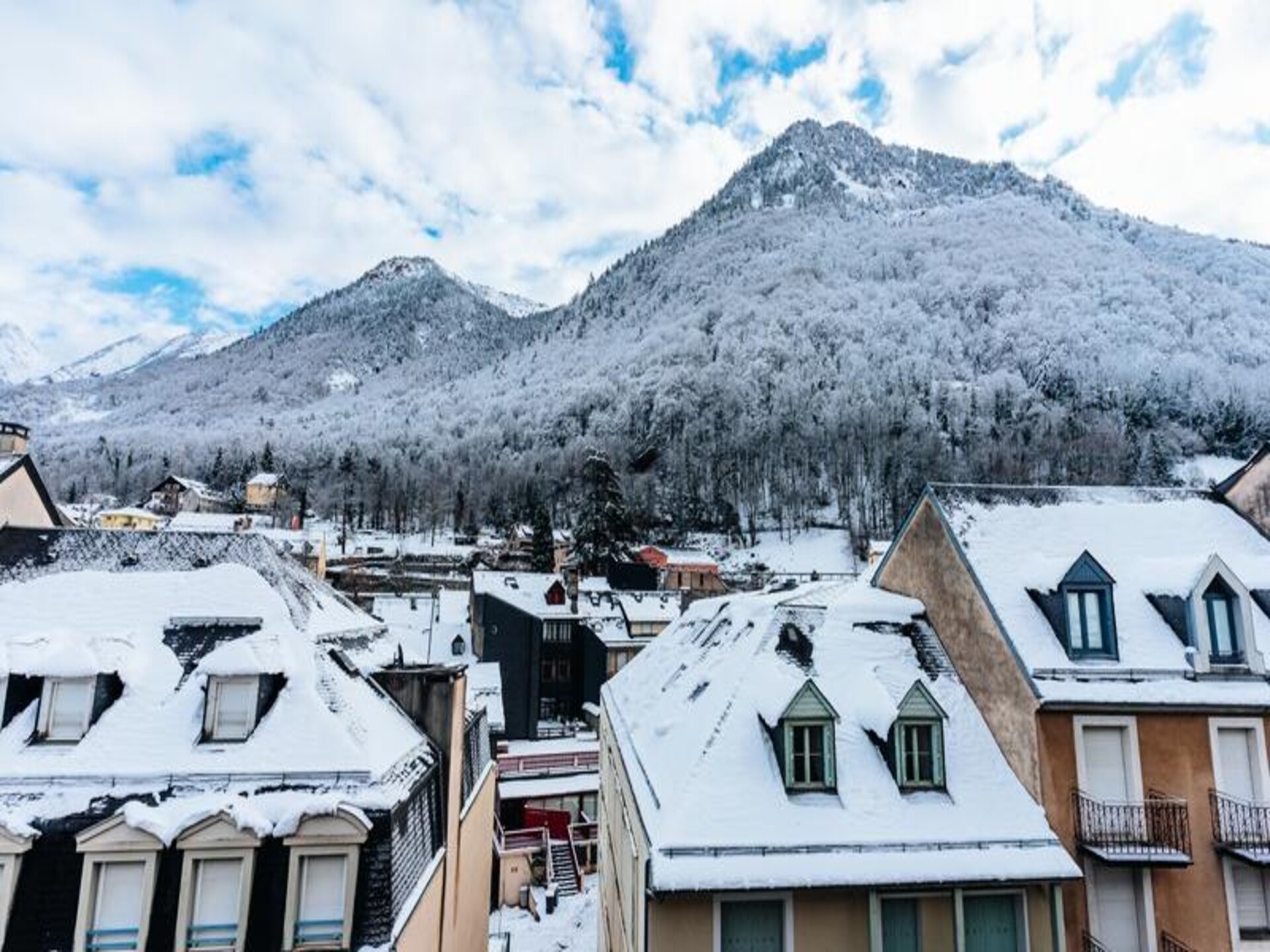 Appartement voor 6 in Cauterets met tuin, vlakbij de thermen - foto 34