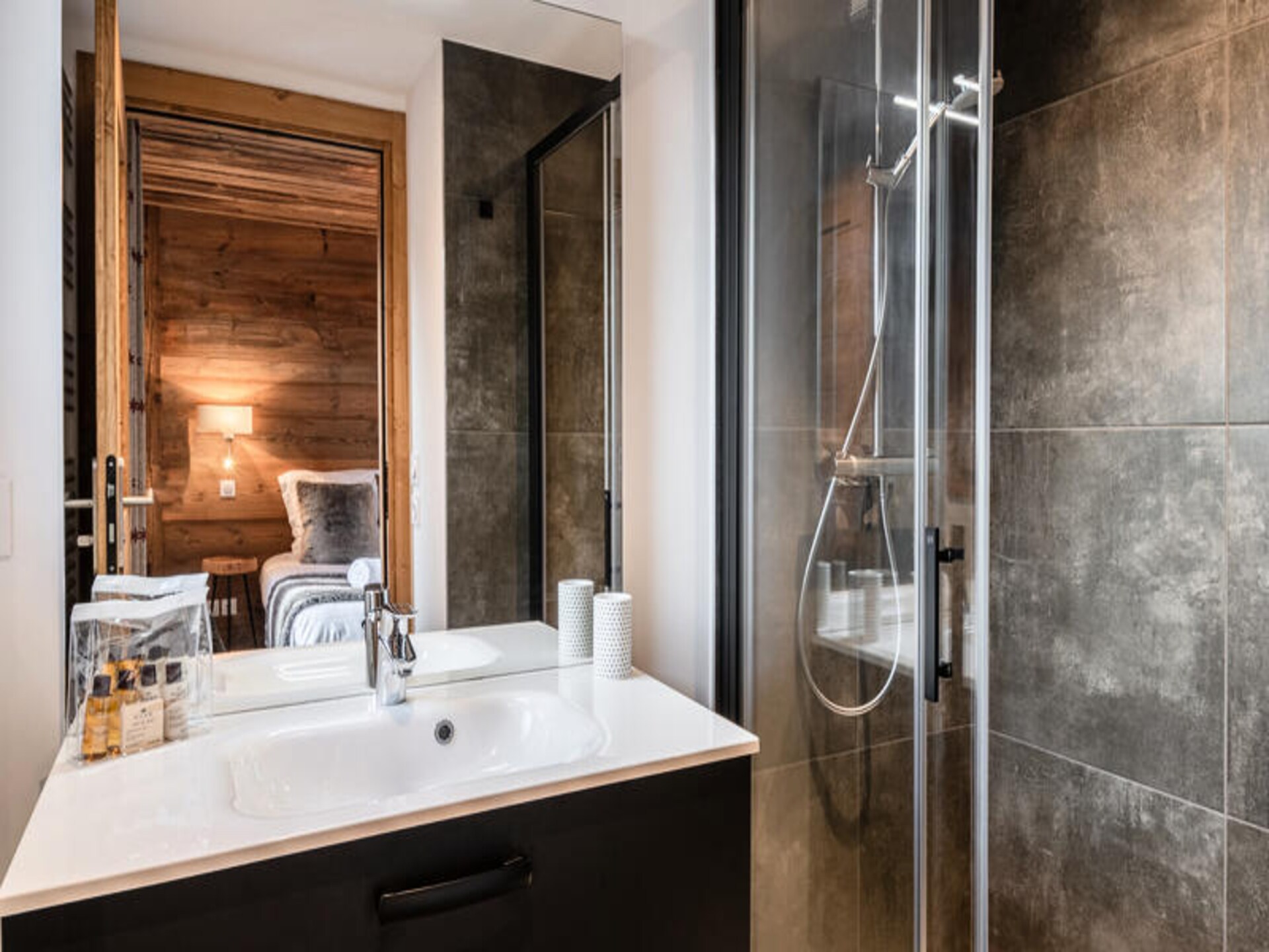 Duplex appartement in Chamonix met balkon aan rivier de Brévent, 77m², 6 pers. - foto 14