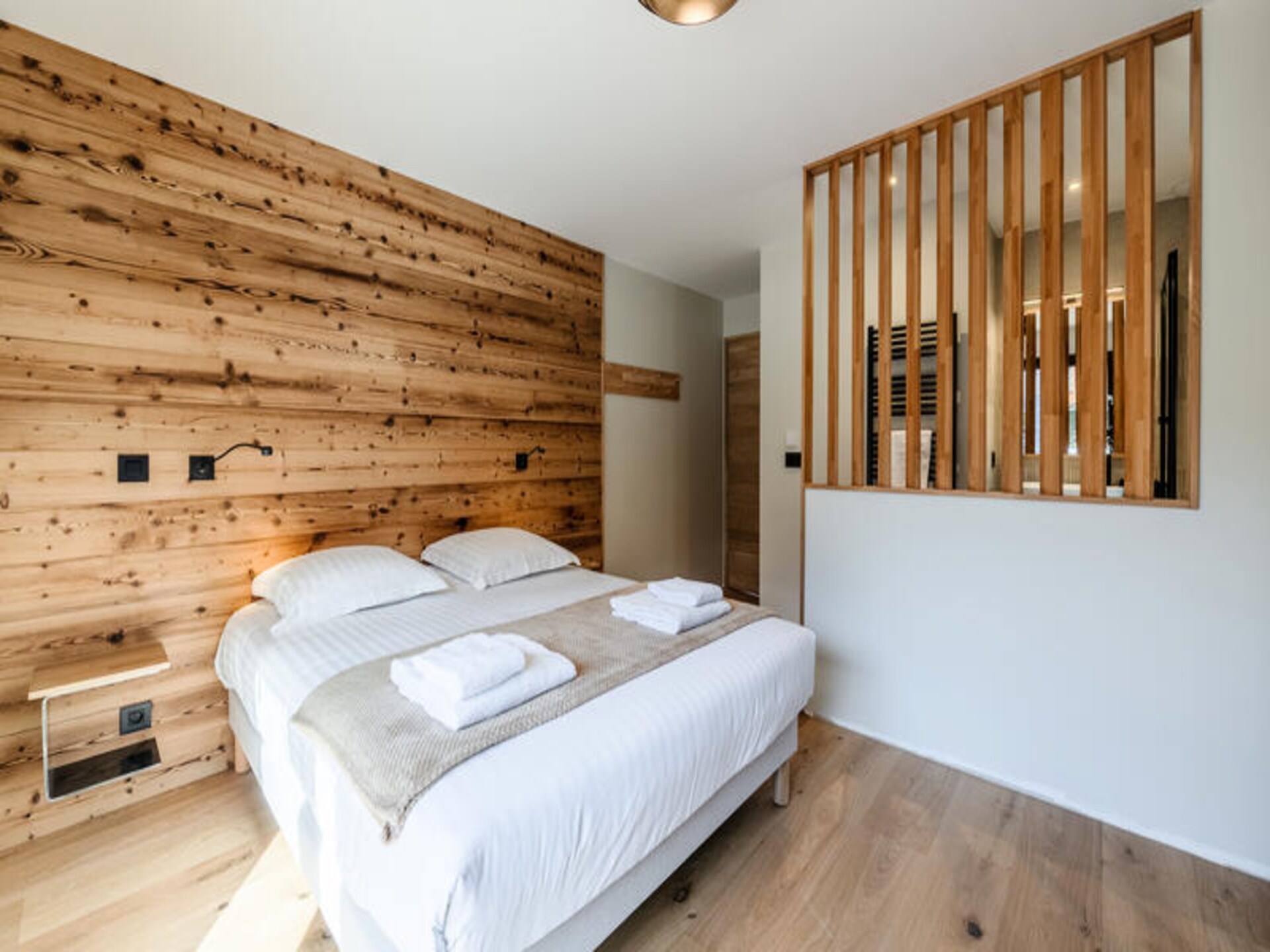 Ruim chalet in Chamonix met jacuzzi en Mont Blanc uitzicht - foto 9