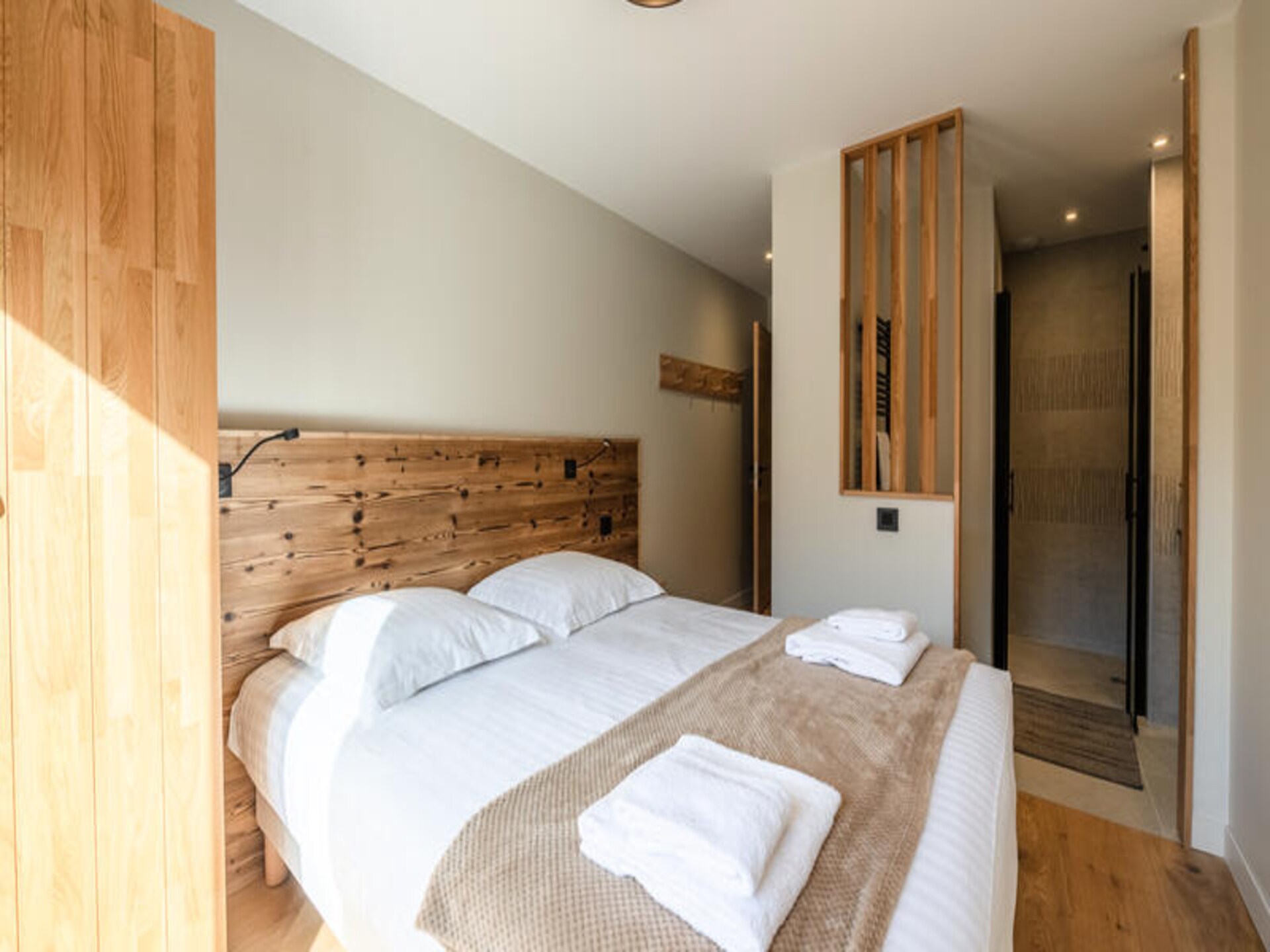 Ruim chalet in Chamonix met jacuzzi en Mont Blanc uitzicht - foto 13