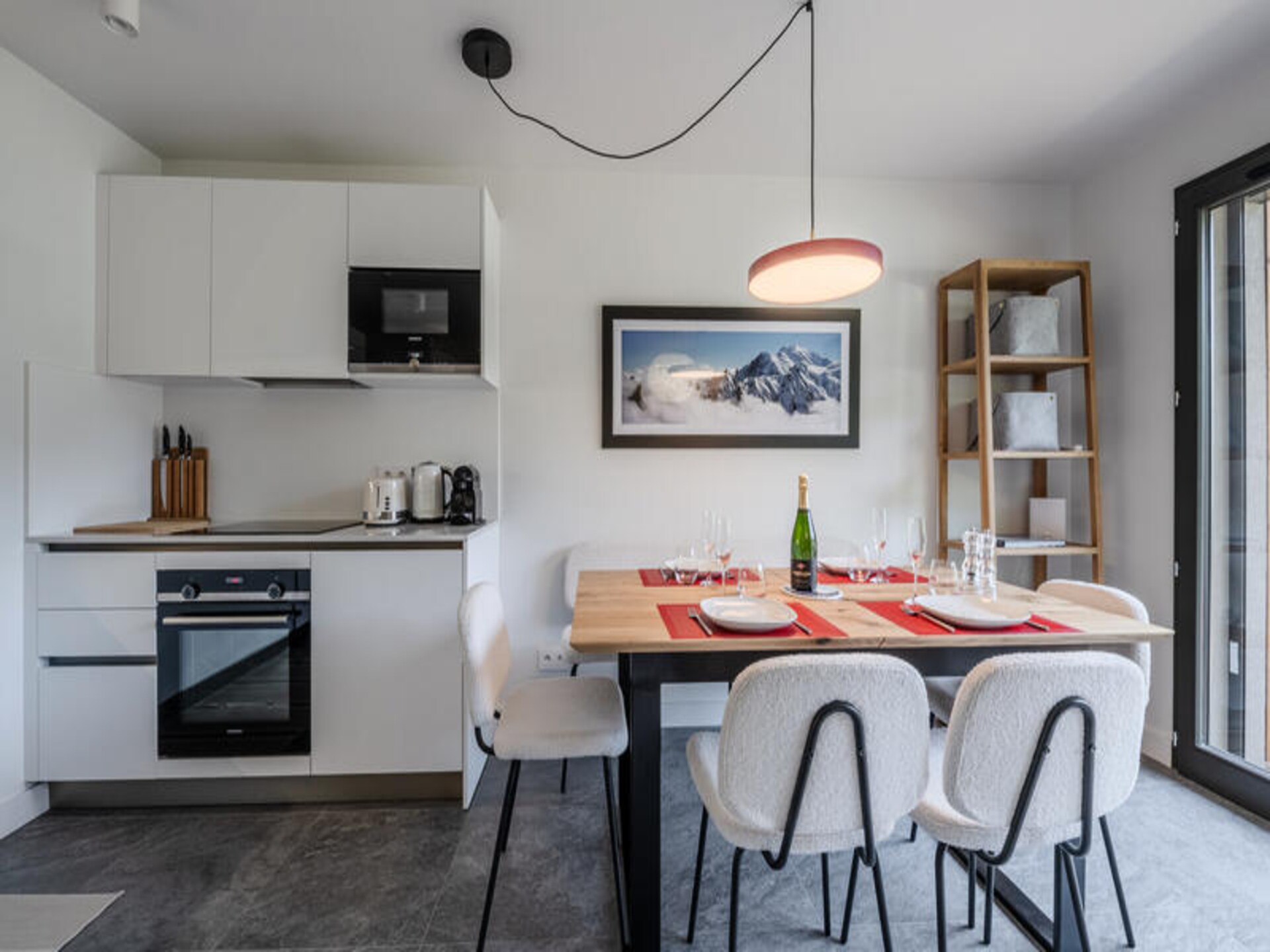 Stijlvol appartement aan de voet van de Mont Blanc met tuin en bergzicht - foto 8