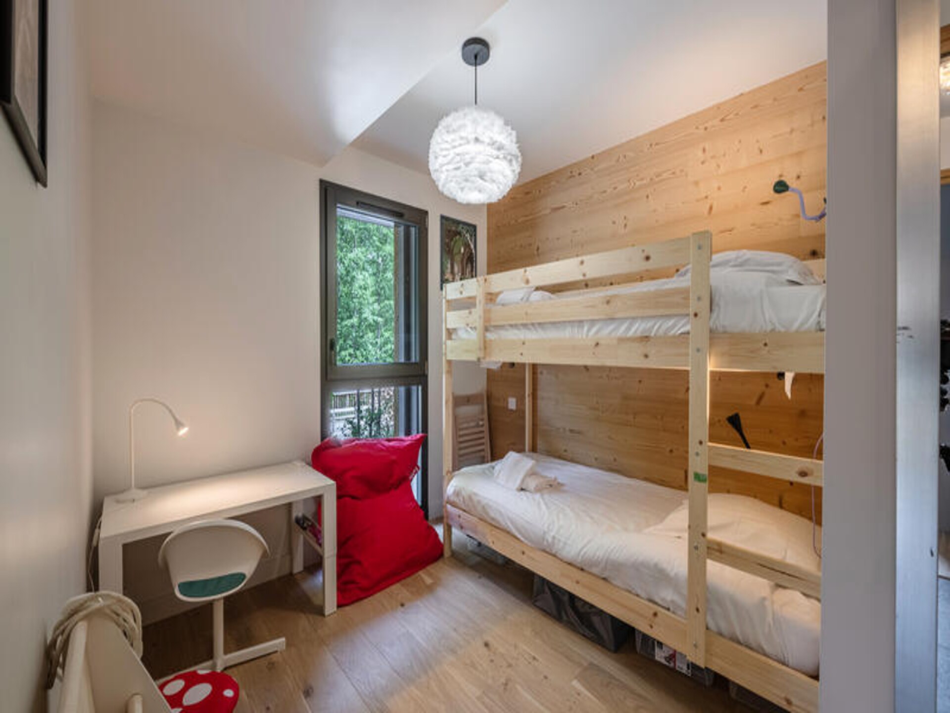 Stijlvol appartement aan de voet van de Mont Blanc met tuin en bergzicht - foto 10