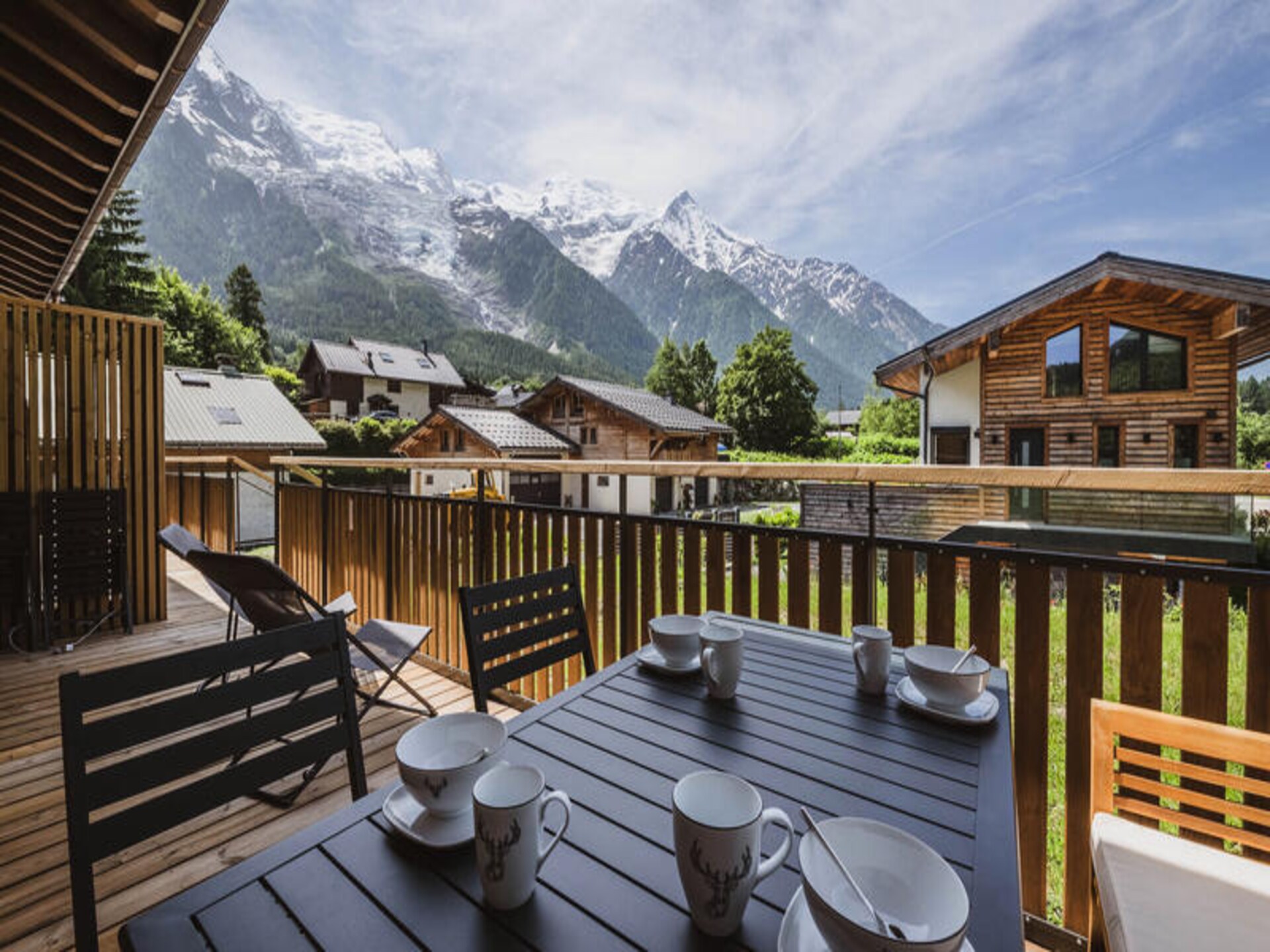 Stijlvol appartement aan de voet van de Mont Blanc met tuin en bergzicht - foto 13