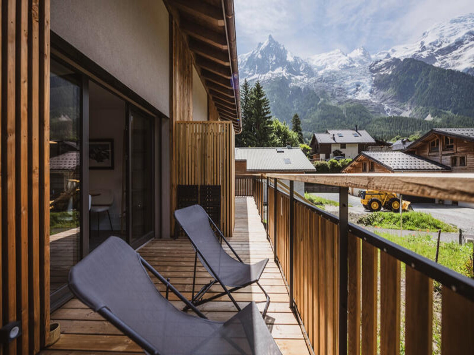 Stijlvol appartement aan de voet van de Mont Blanc met tuin en bergzicht - foto 14
