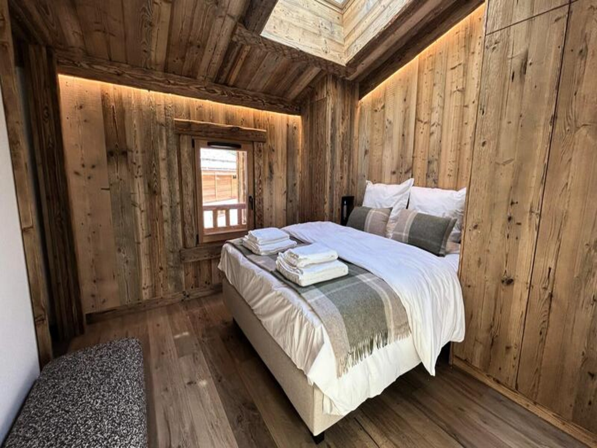 Luxe Alpenverblijf voor 10 personen met sauna, jacuzzi en Mont Blanc uitzicht - foto 14