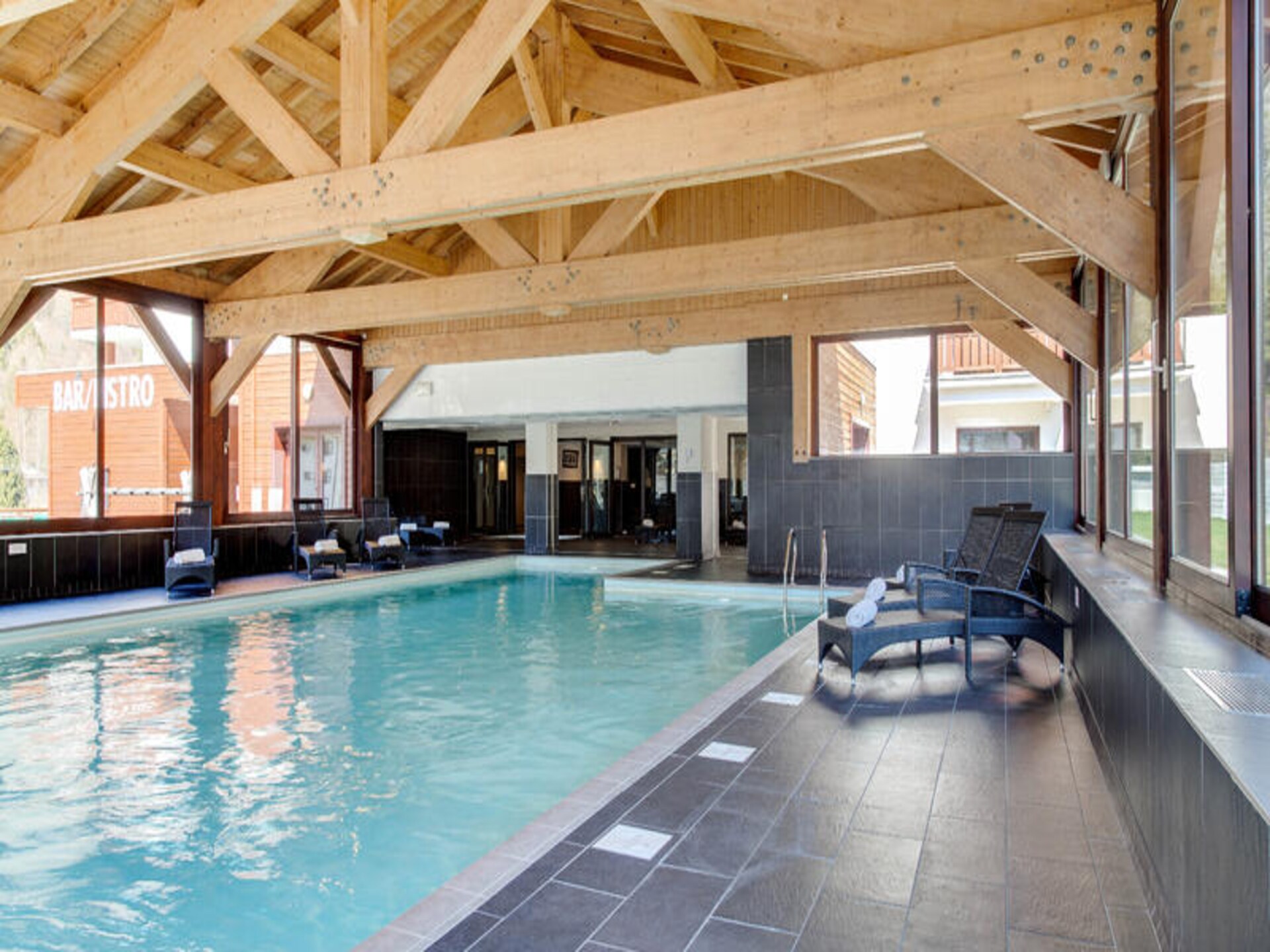 Luxe appartement 6p in Vallorcine met zwembad, sauna & uitzicht op Chamonix - foto 4