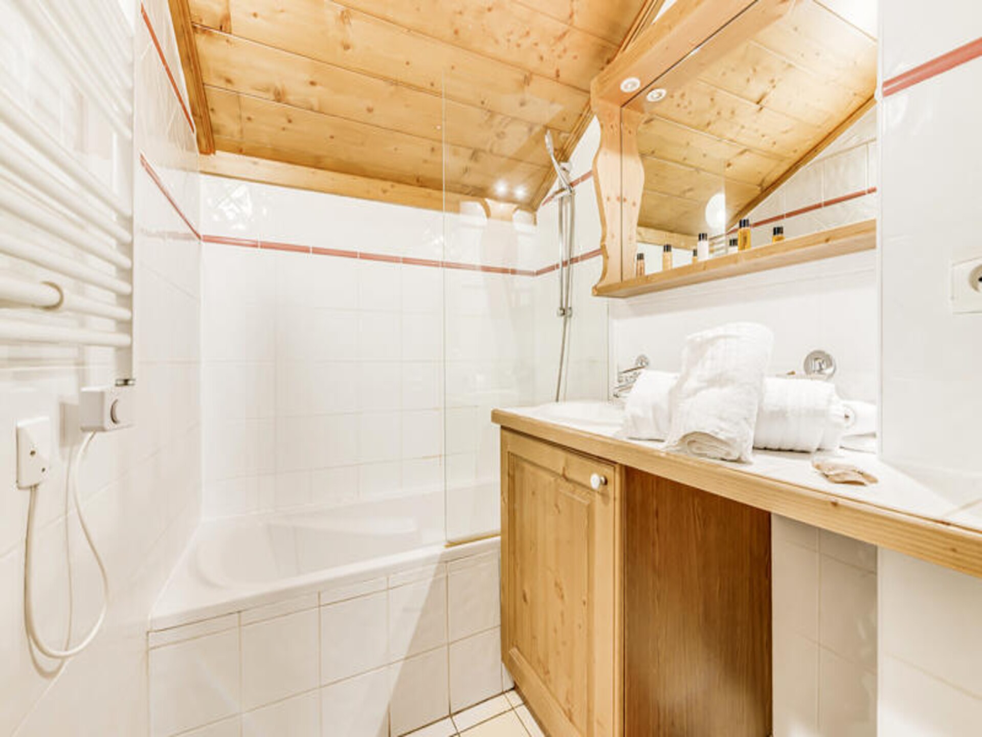Ruim duplex appartement voor 8 personen met zwembad en sauna in Champagny-en-Vanoise - foto 30