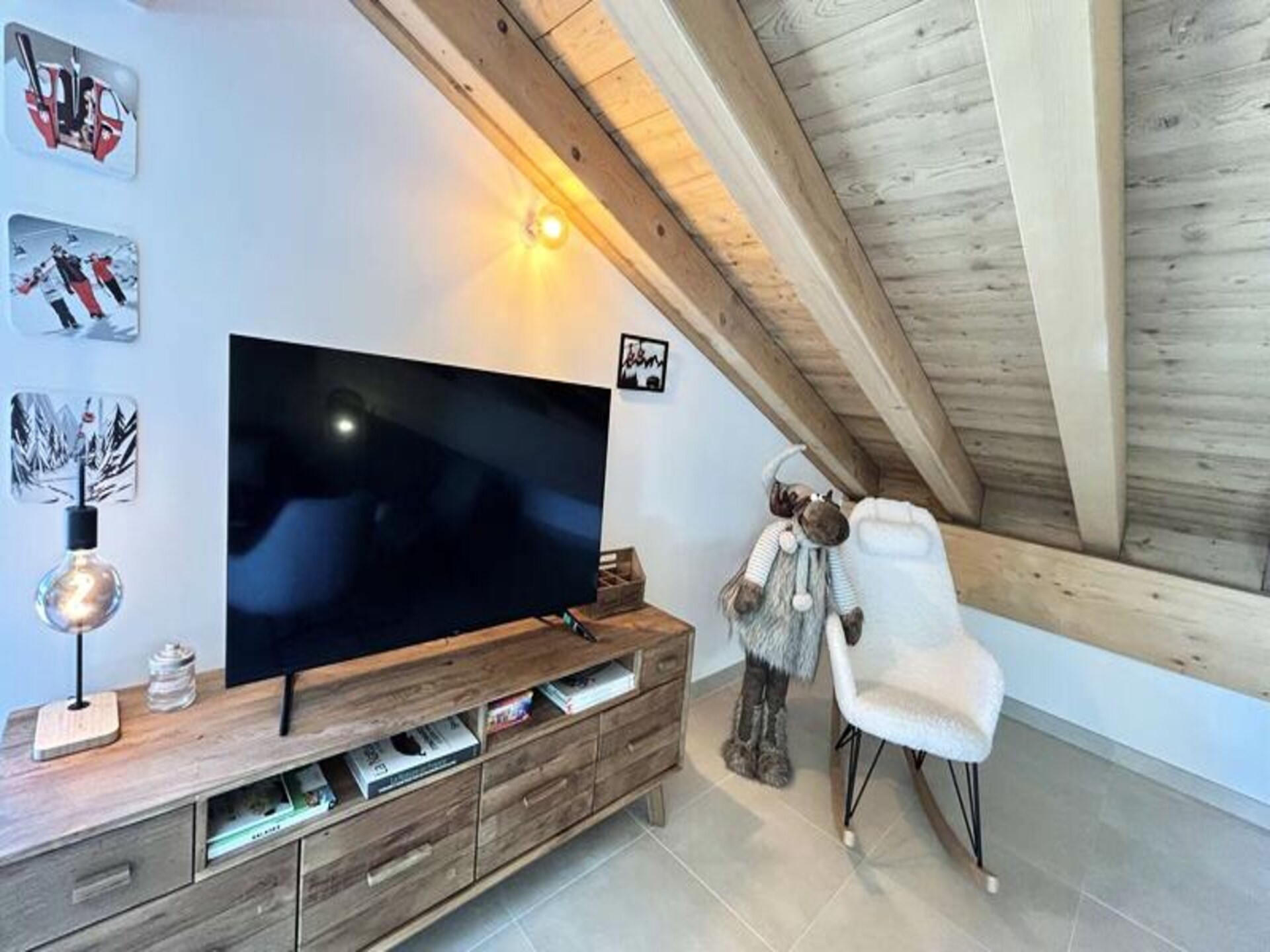 Panoramisch appartement op de bovenste verdieping nabij de pistes in Combloux - foto 5
