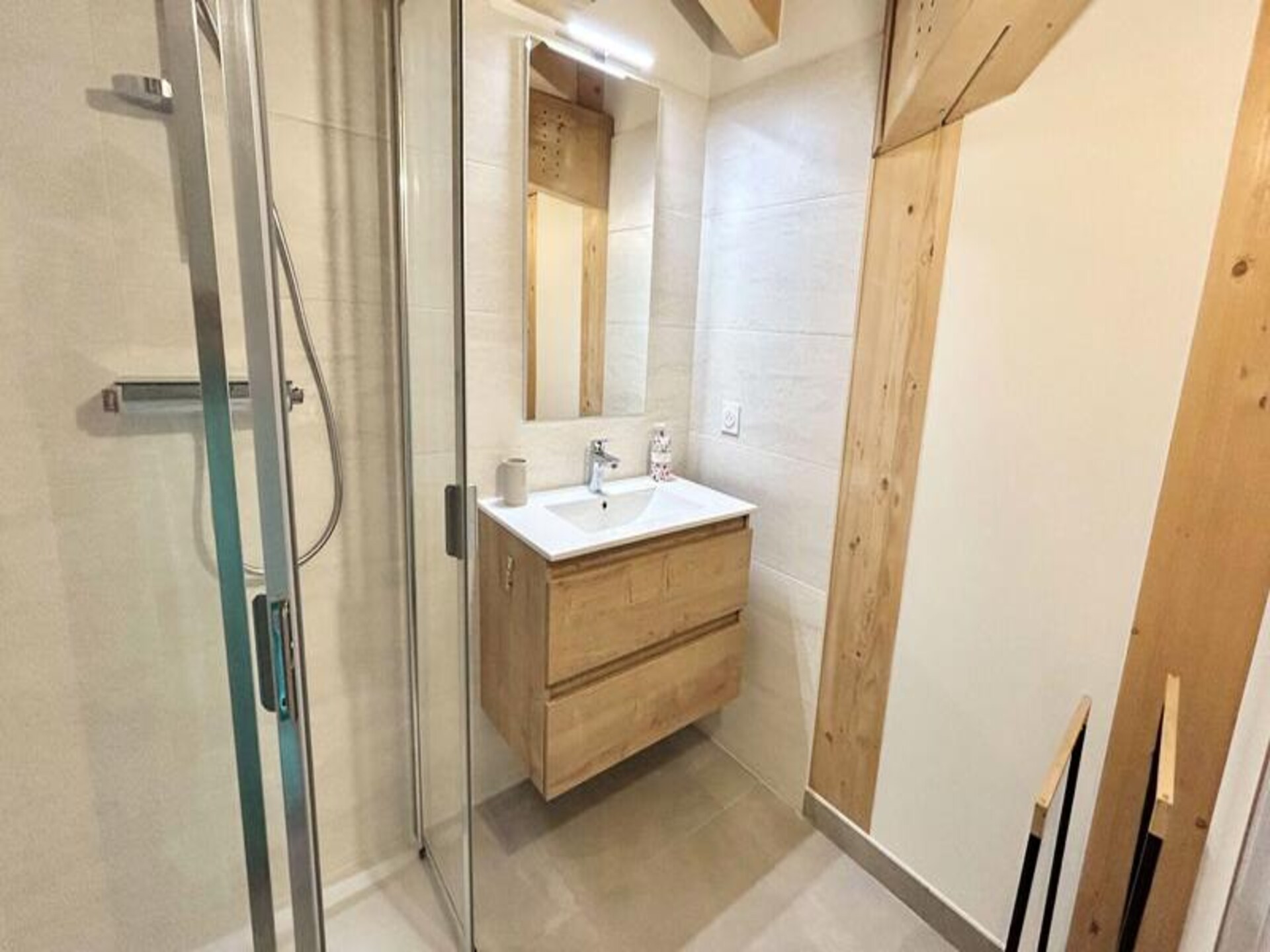 Panoramisch appartement op de bovenste verdieping nabij de pistes in Combloux - foto 12