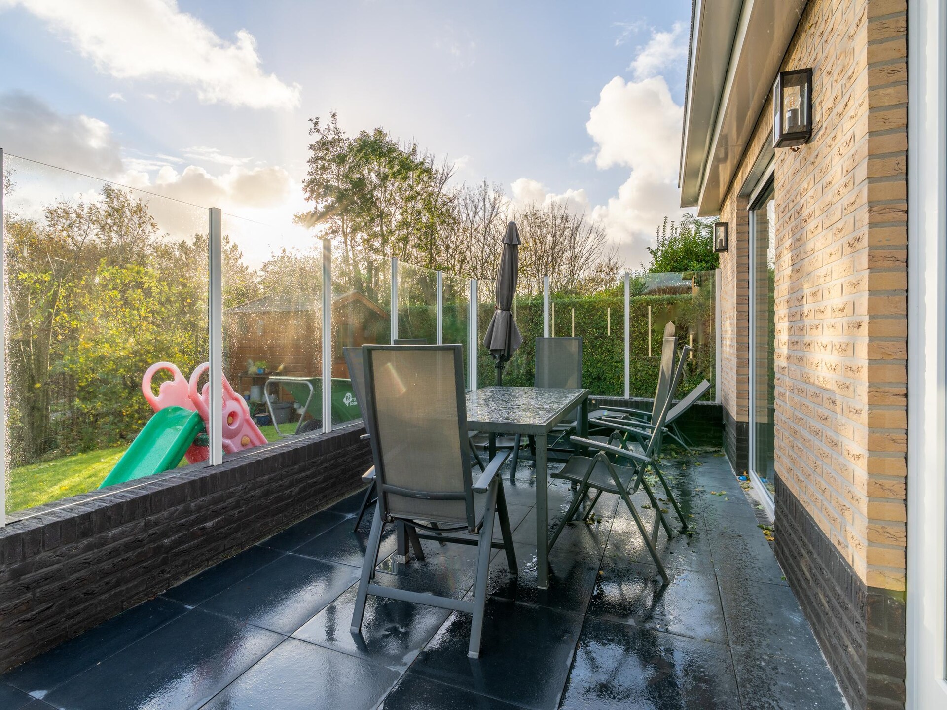 Vrijstaand vakantiehuis met omheinde tuin in bosrijk De Koog, 1,5 km van strand - foto 20