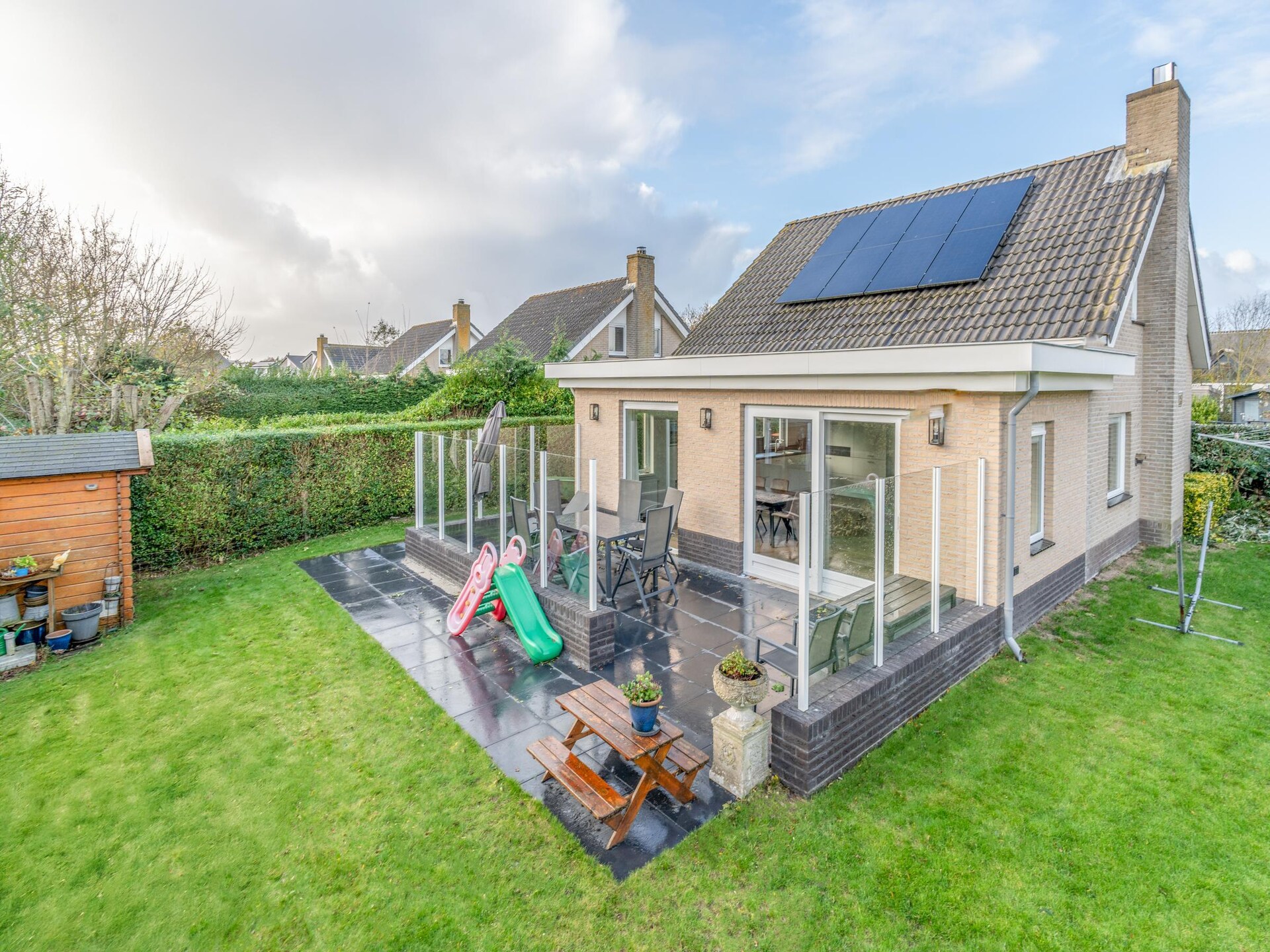 Vrijstaand vakantiehuis met omheinde tuin in bosrijk De Koog, 1,5 km van strand - foto 21