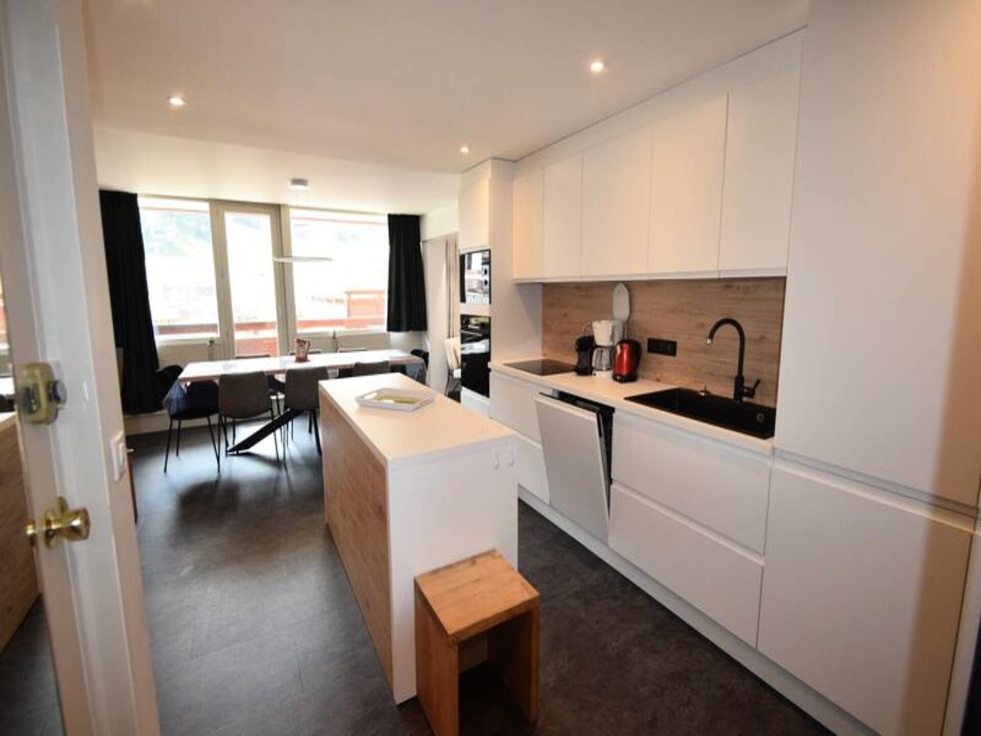 Ruim 8-persoons appartement direct aan de piste in Plagne Centre - foto 11