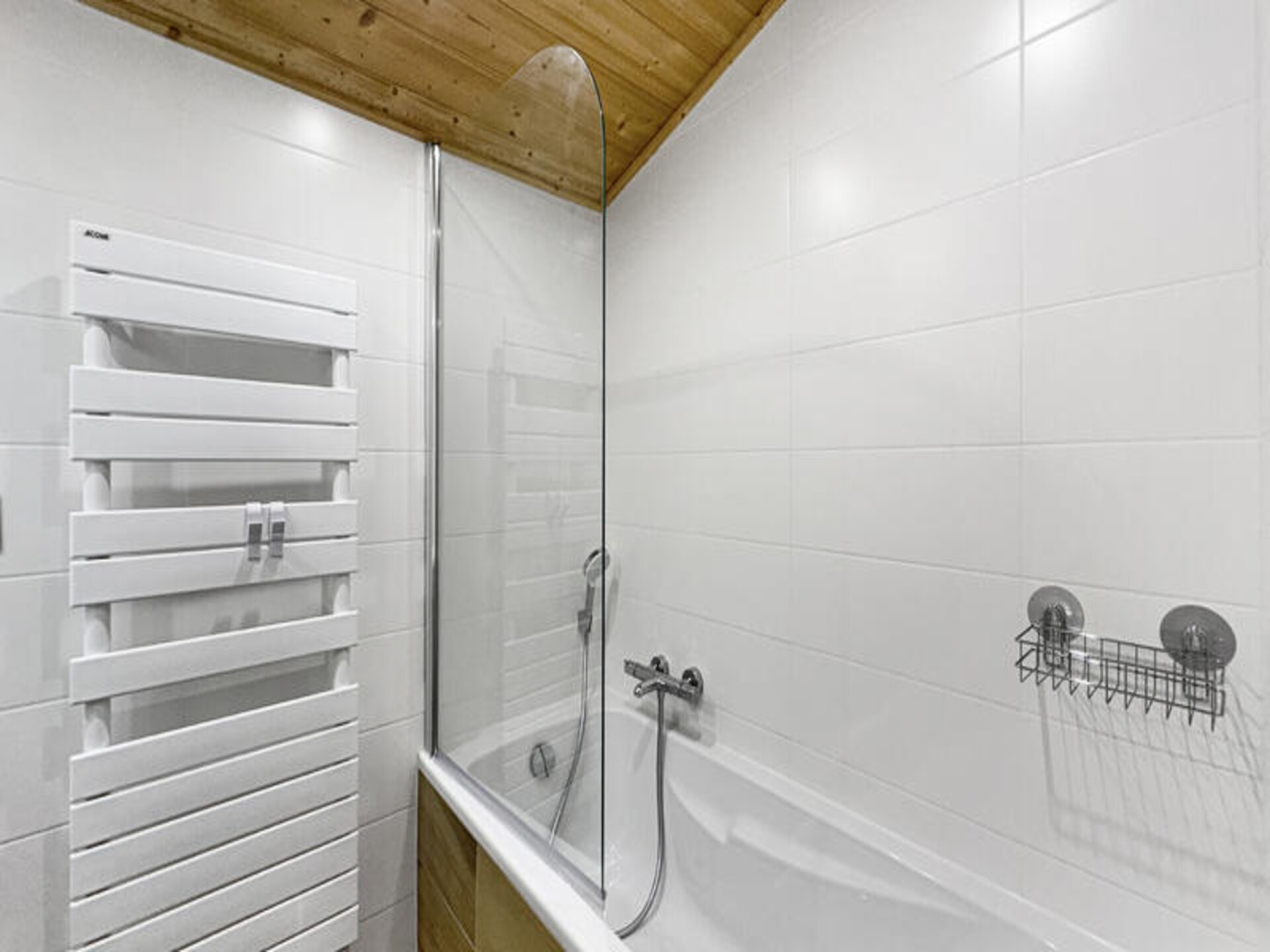 Licht appartement in het hart van Les Carroz, vlakbij de piste - foto 11