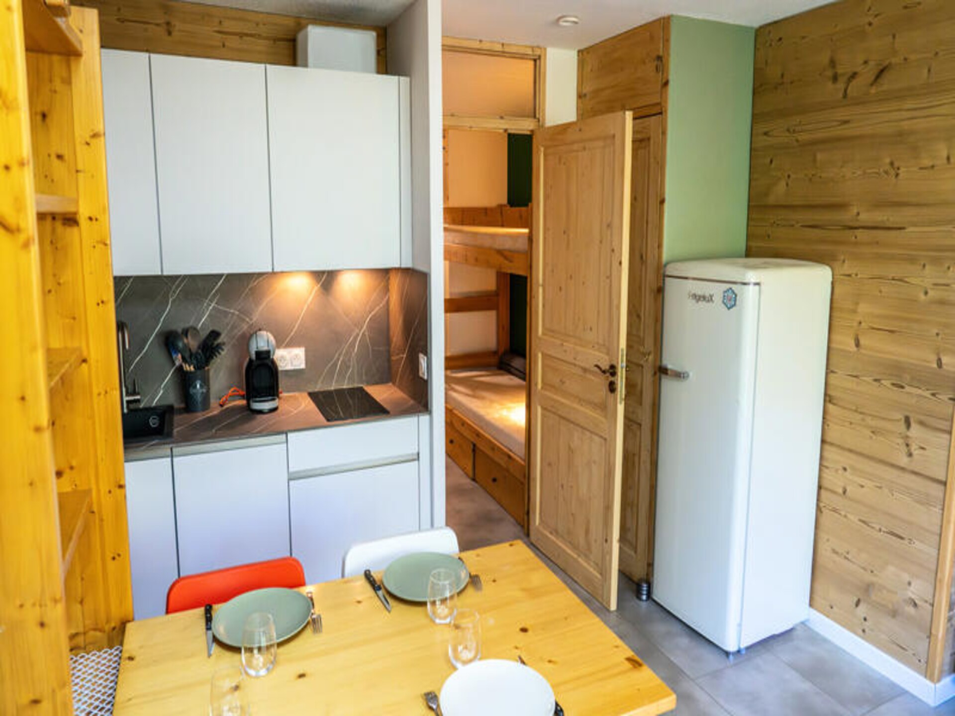Studio 6p met balkon en uitzicht op de Embrun-vallei in Les Orres 1650 - foto 6