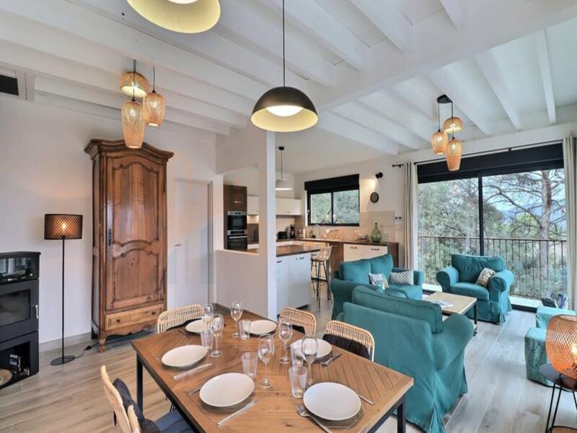 Ruime houten villa met zoutwaterzwembad en panoramisch uitzicht bij Aix-en-Provence - foto 5