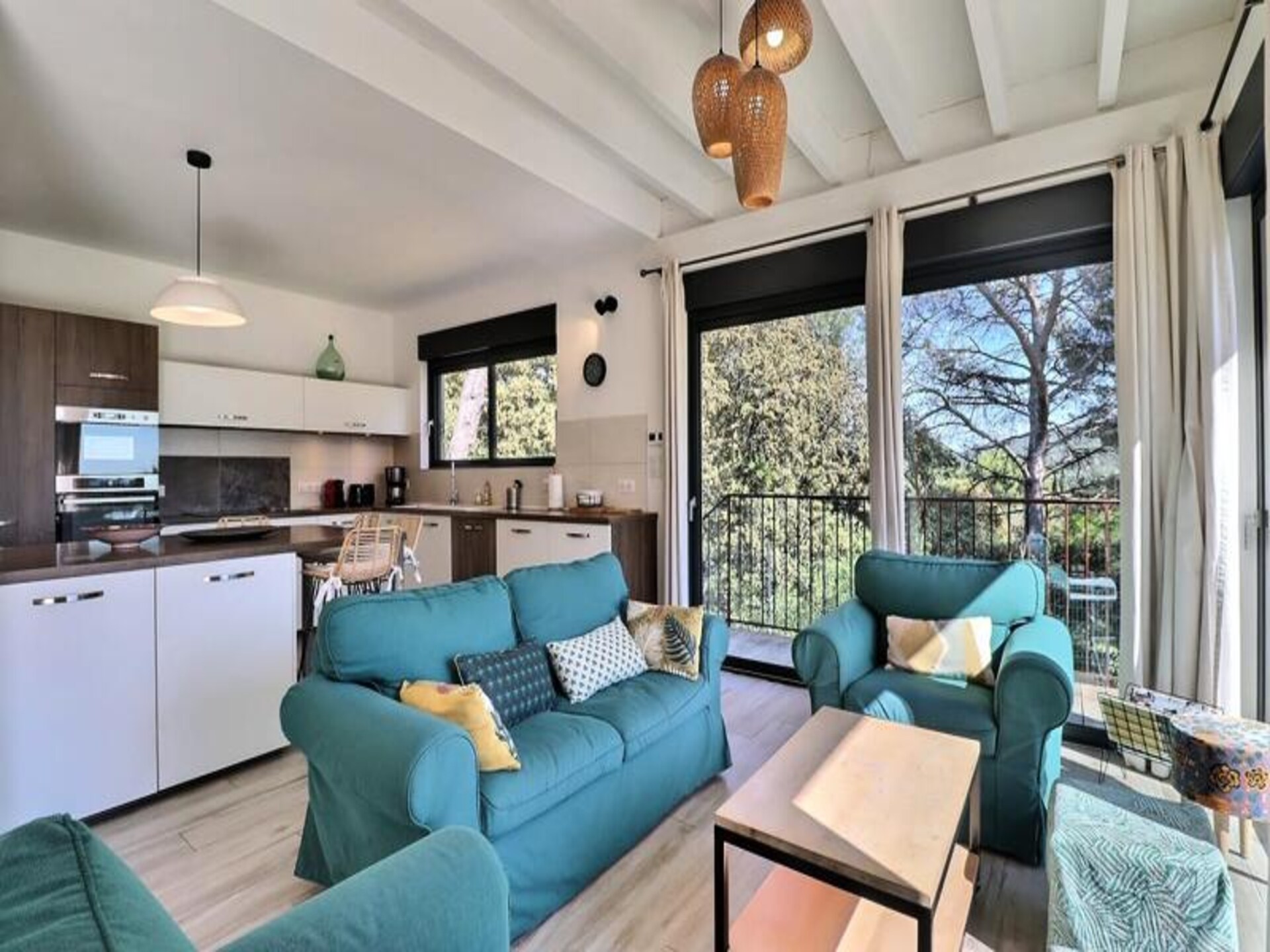 Ruime houten villa met zoutwaterzwembad en panoramisch uitzicht bij Aix-en-Provence - foto 8