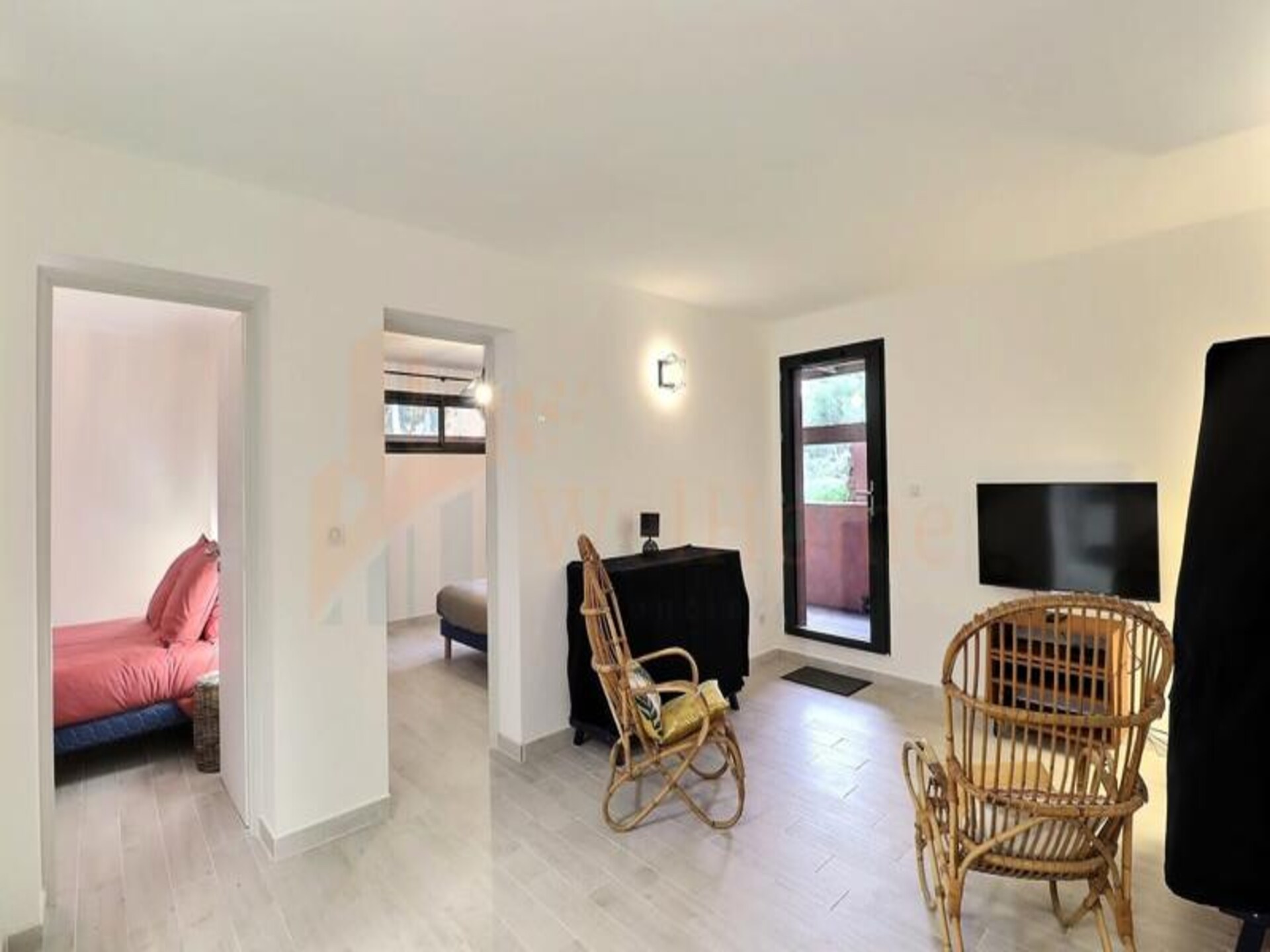 Ruime houten villa met zoutwaterzwembad en panoramisch uitzicht bij Aix-en-Provence - foto 20