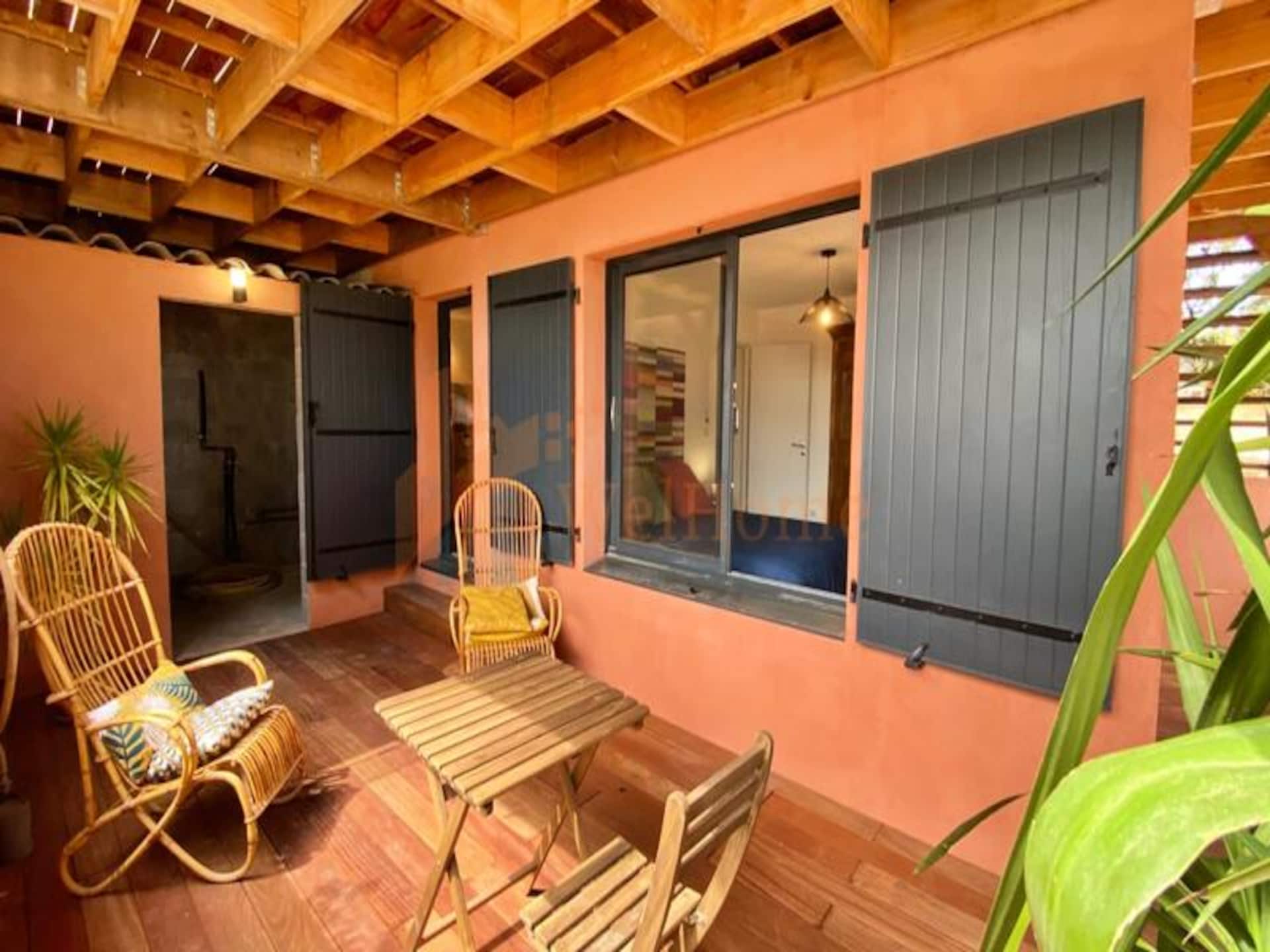 Ruime houten villa met zoutwaterzwembad en panoramisch uitzicht bij Aix-en-Provence - foto 21