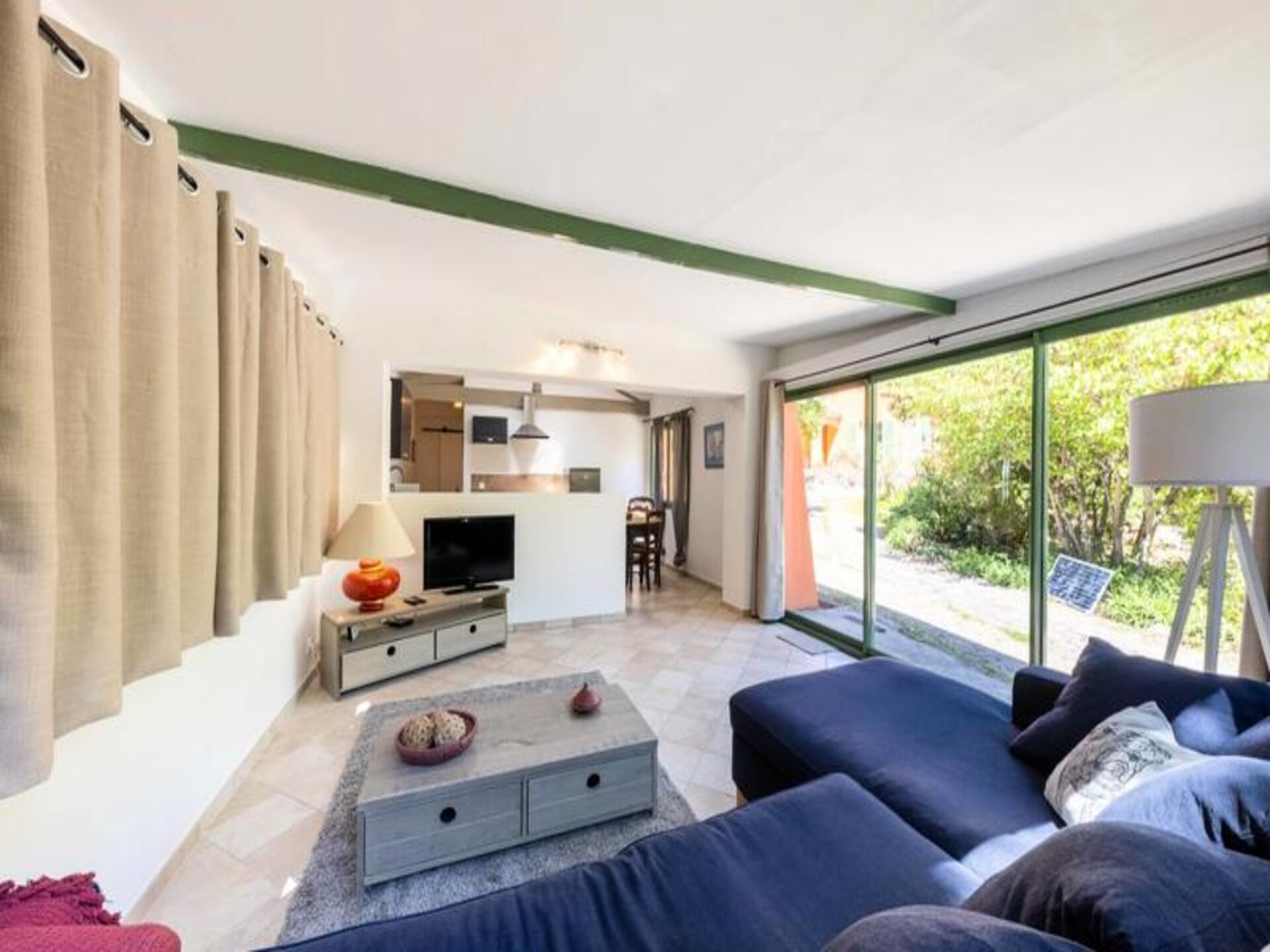 Knus appartement bij Grasse met zwembad, tuin en airco - foto 20