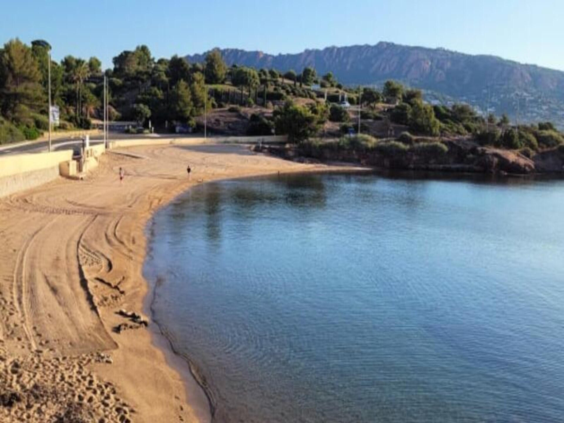 2-kamer appartement met zeezicht, tuin en zwembad in Cap Esterel, Agay - foto 17