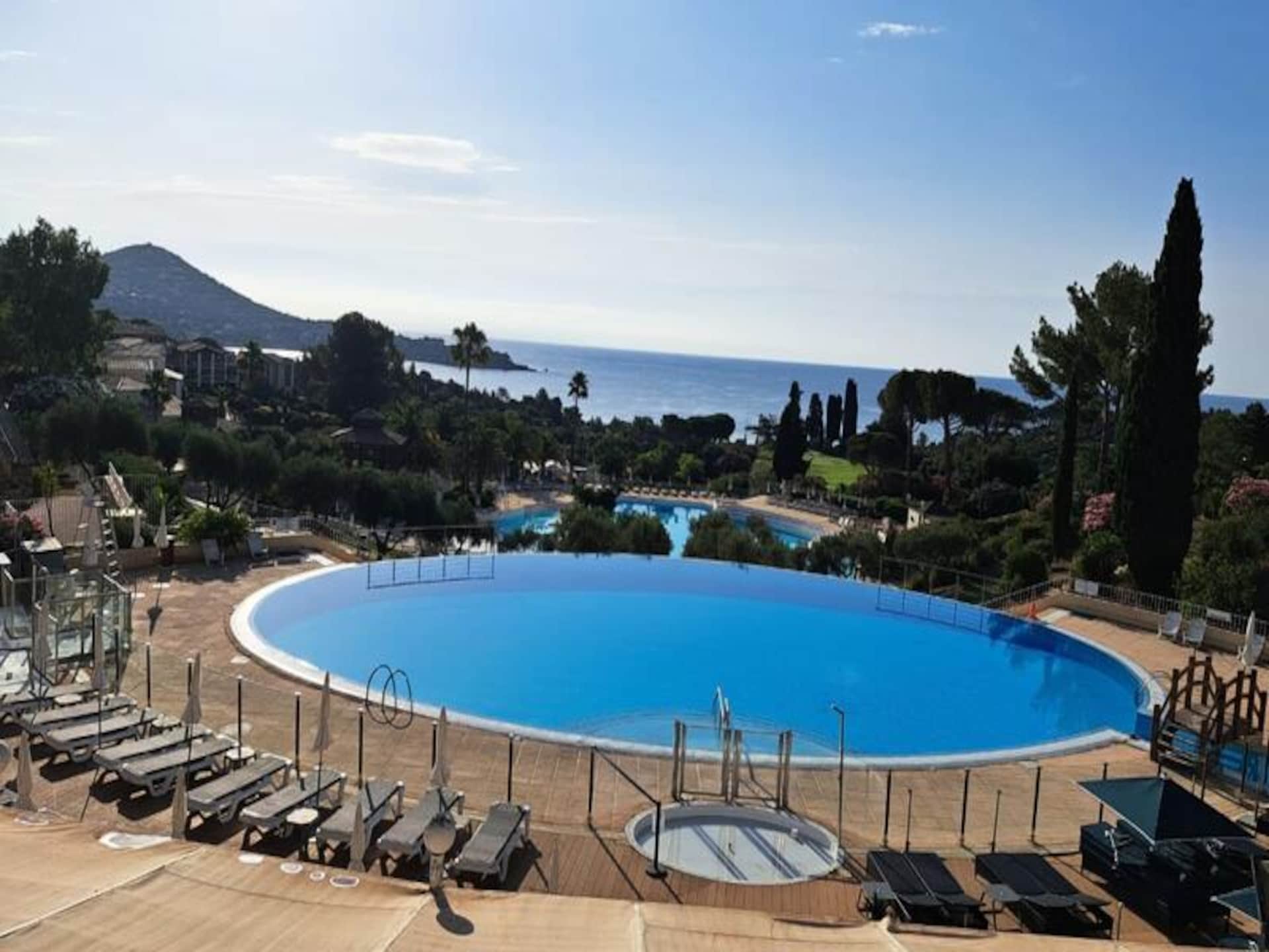 2-kamer appartement met zeezicht, tuin en zwembad in Cap Esterel, Agay - foto 46