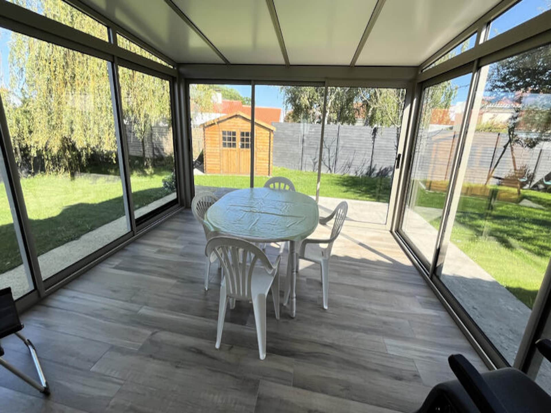 Ruim vakantiehuis met veranda en tuin op 15 minuten van de haven - foto 15