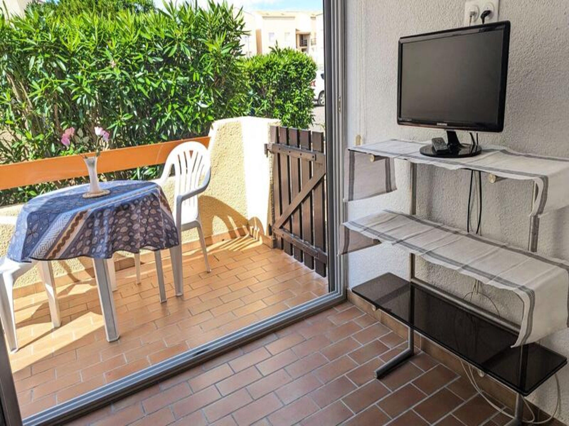Knus appartement op de begane grond met zwembad nabij de kust in Marseillan - foto 3