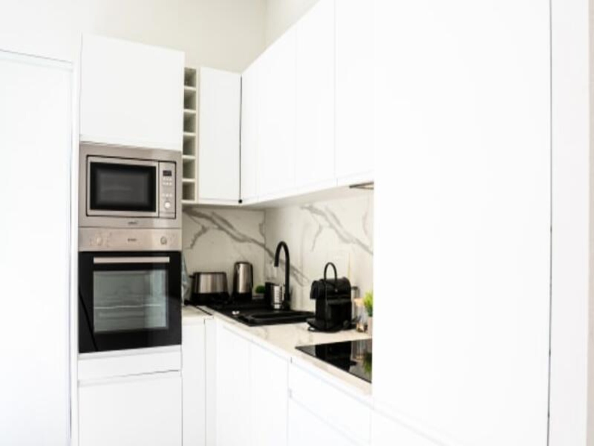 Modern appartement in de levendige havenwijk van Nice, vlakbij de oude stad - foto 11