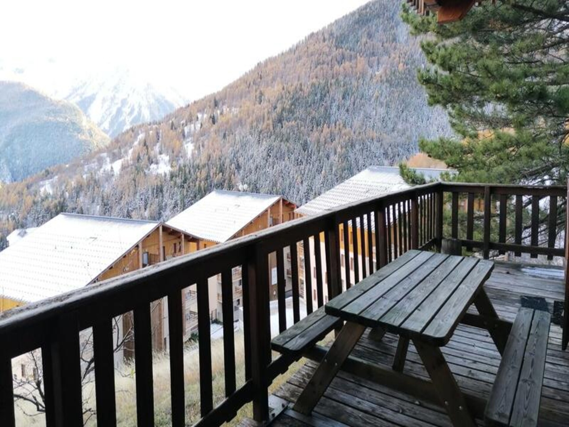Studio Pra-Loup 1500 met balkon en uitzicht op de Suikerbroodberg - foto 9