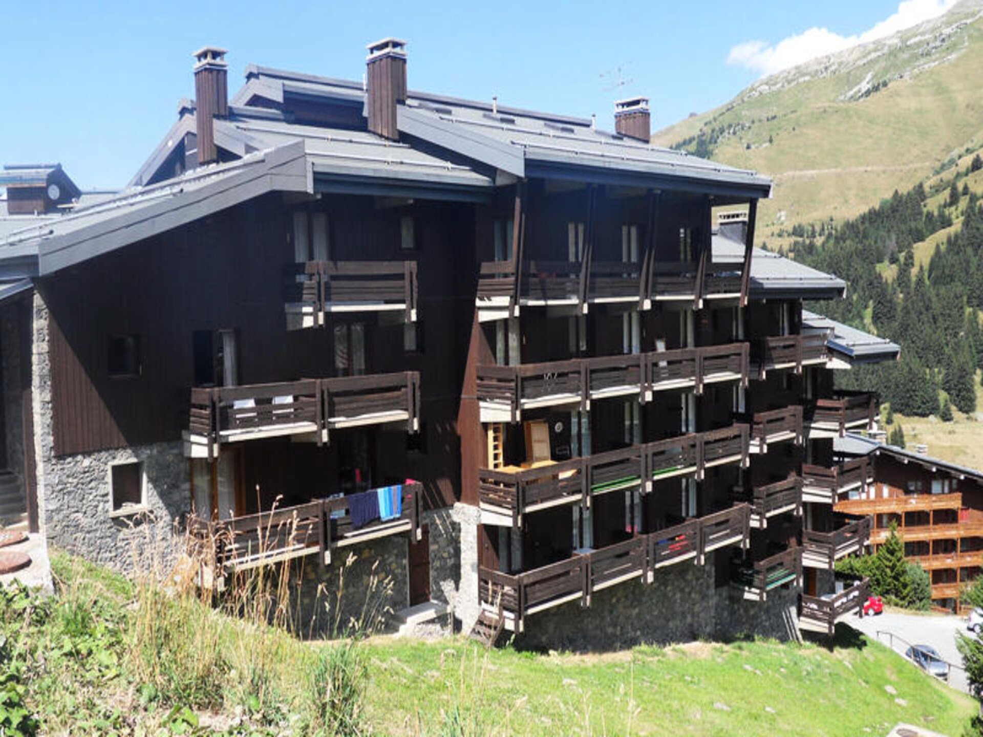 Appartement 6p in Les Allues met balkon, direct aan de piste van Méribel-Mottaret - foto 4