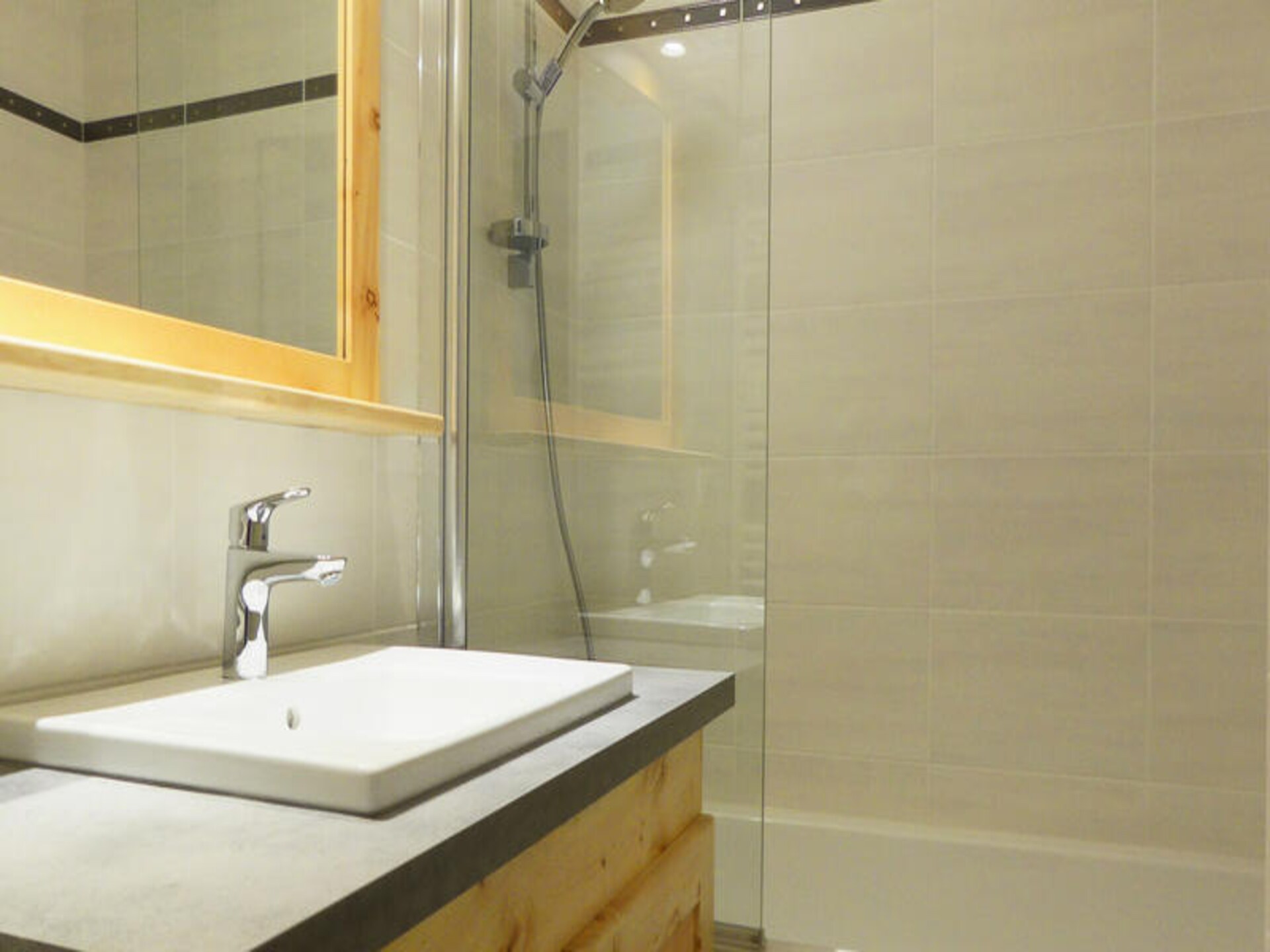 Appartement direct aan de piste met uitzicht op Mont Vallon - foto 16