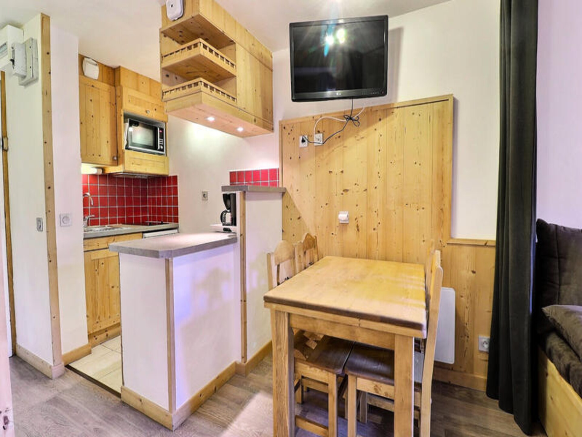 Studio aan de piste in Les Allues met balkon op het oosten - foto 18