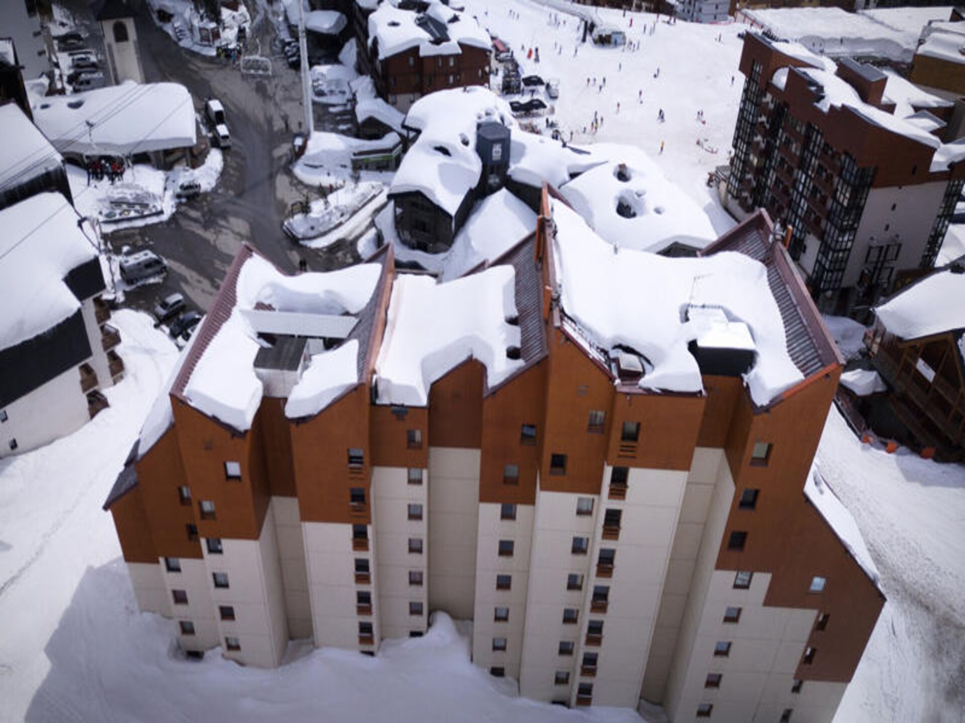 Appartement 6 pers. op de piste in Les Menuires met balkon op het zuiden - foto 2