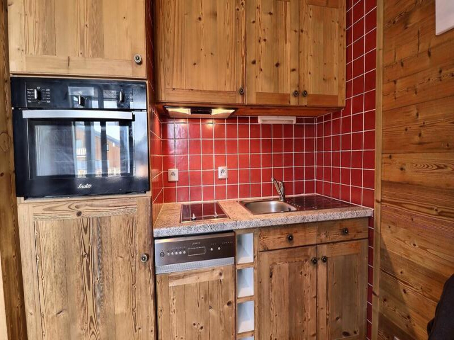 Gezellig alpine studio in Méribel, direct aan de piste met balkon - foto 14