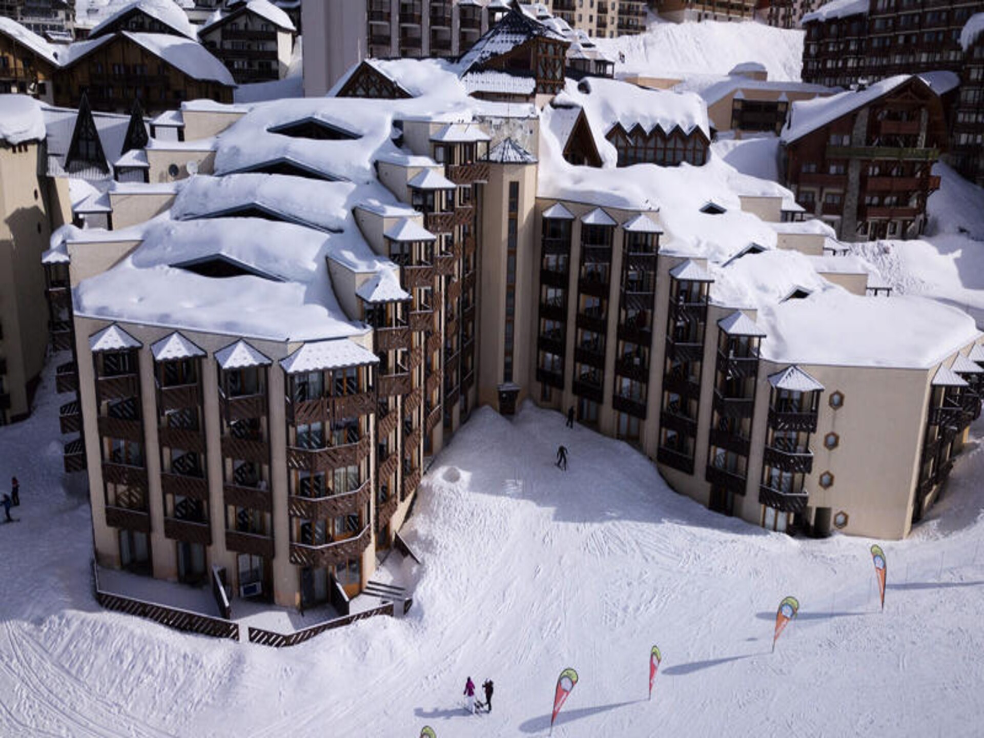 Knus appartement Les Menuires, ski-in/ski-out met balkon op zuiden - foto 1