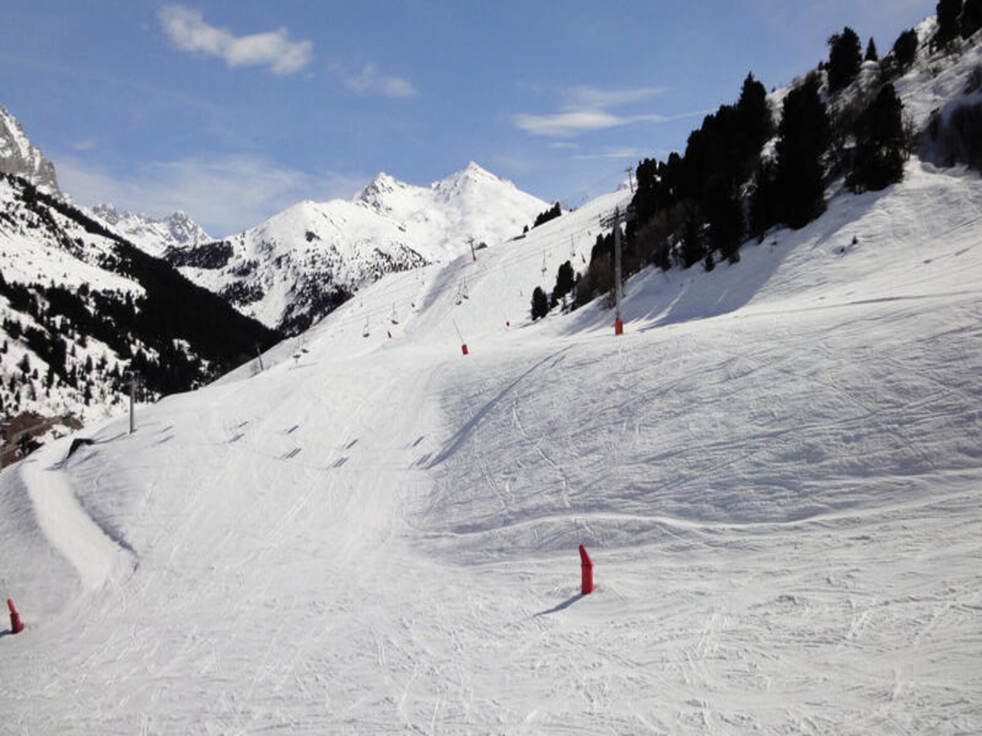 Appartement aan de piste in Les Allues met adembenemend uitzicht - foto 22