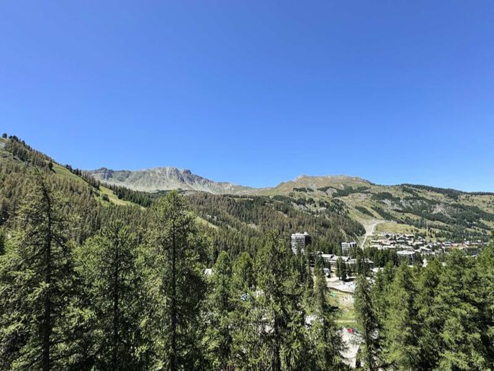 Ski-in/ski-out appartement op de 7e verdieping met panoramisch uitzicht op het Écrins-gebergte - foto 15