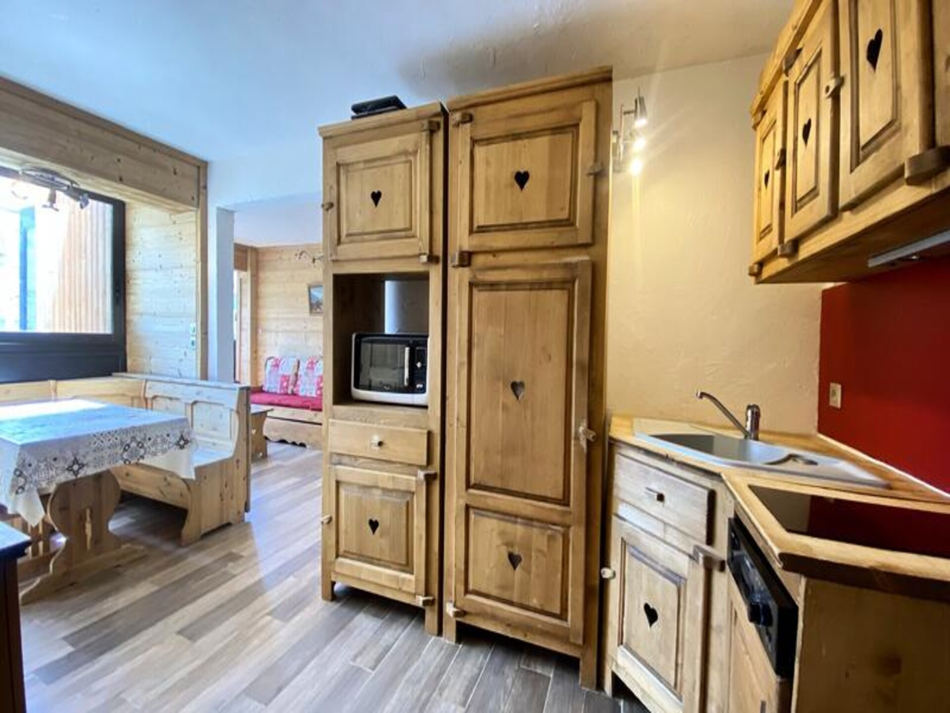Licht appartement op de piste in Les Menuires voor 6 personen - foto 16
