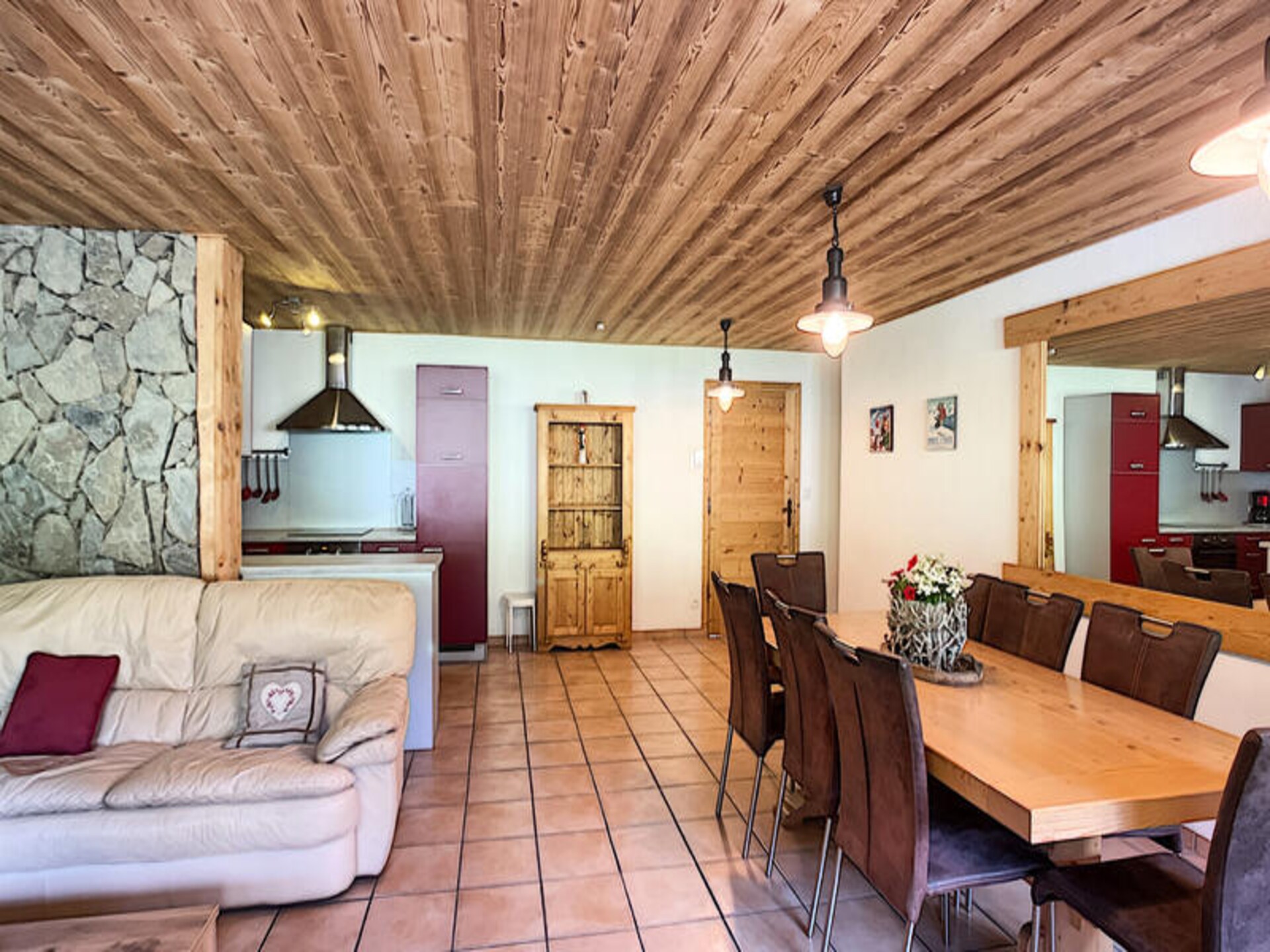Ruim 8-persoons appartement in Les Gets met zicht op de skipistes - foto 5