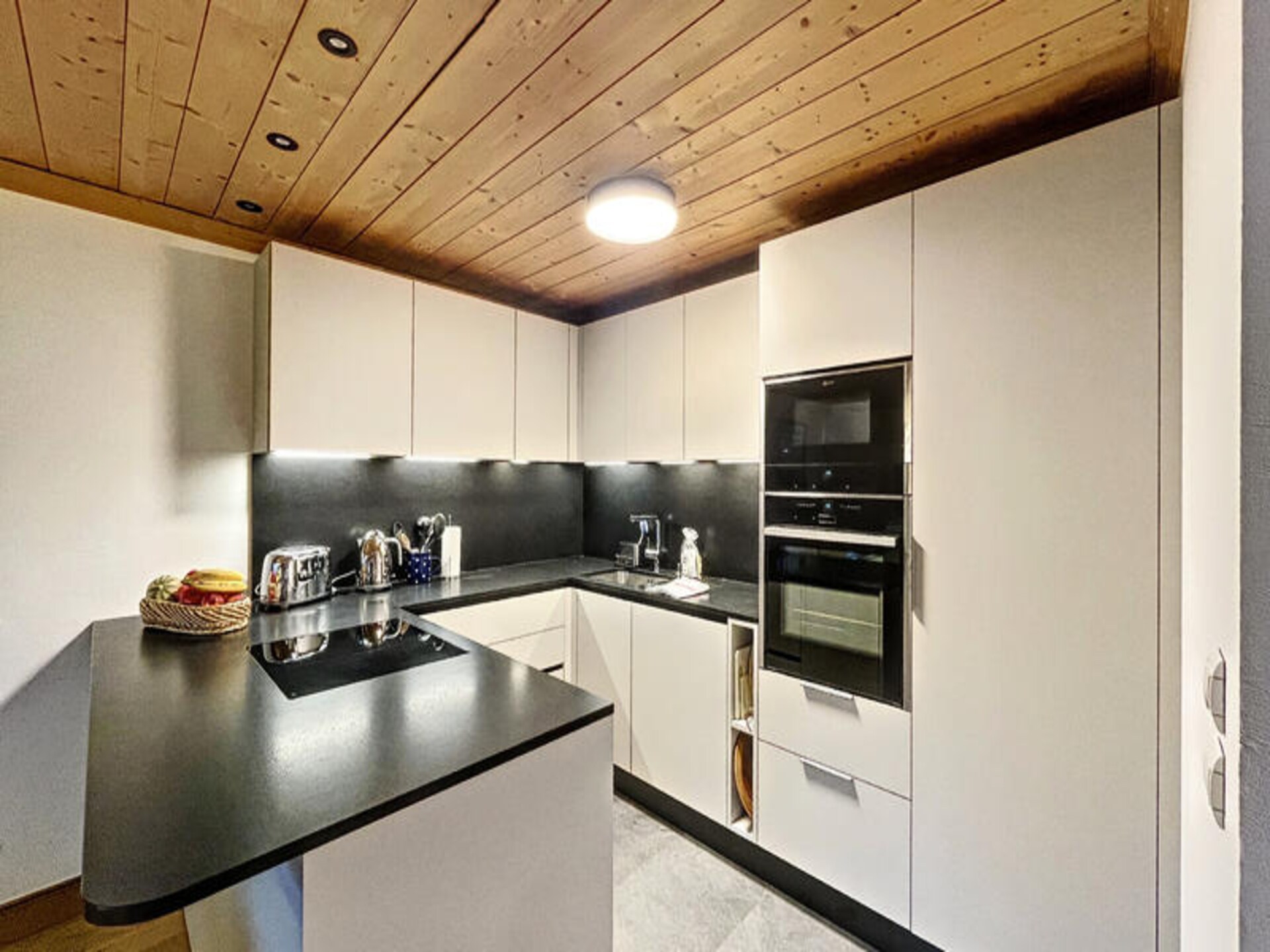 Gelijkvloers appartement met tuin direct aan de piste in Les Gets - foto 11