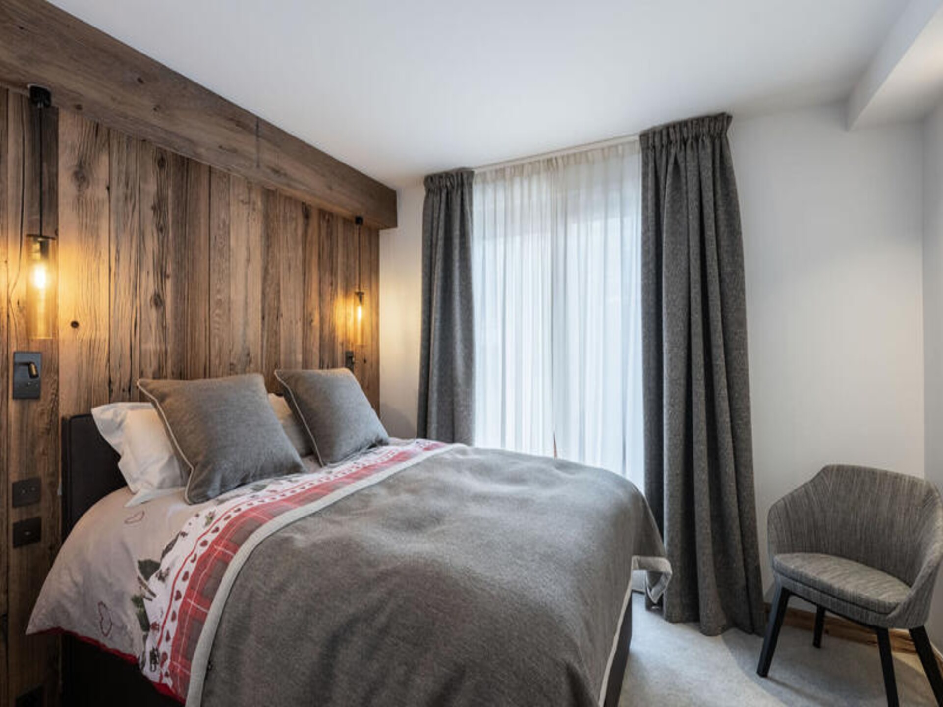 Ruim 4-slaapkamer appartement in Les Allues met uitzicht op de Alpen - foto 11