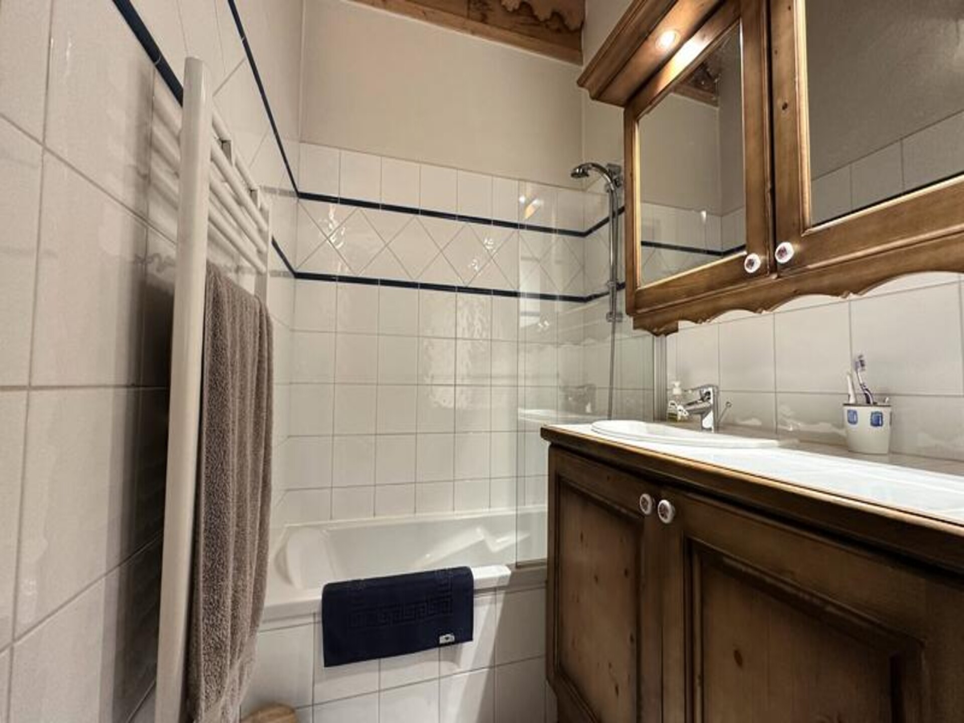 Ruim 8-persoons appartement met balkon op de piste in Morillon 1100 - foto 12