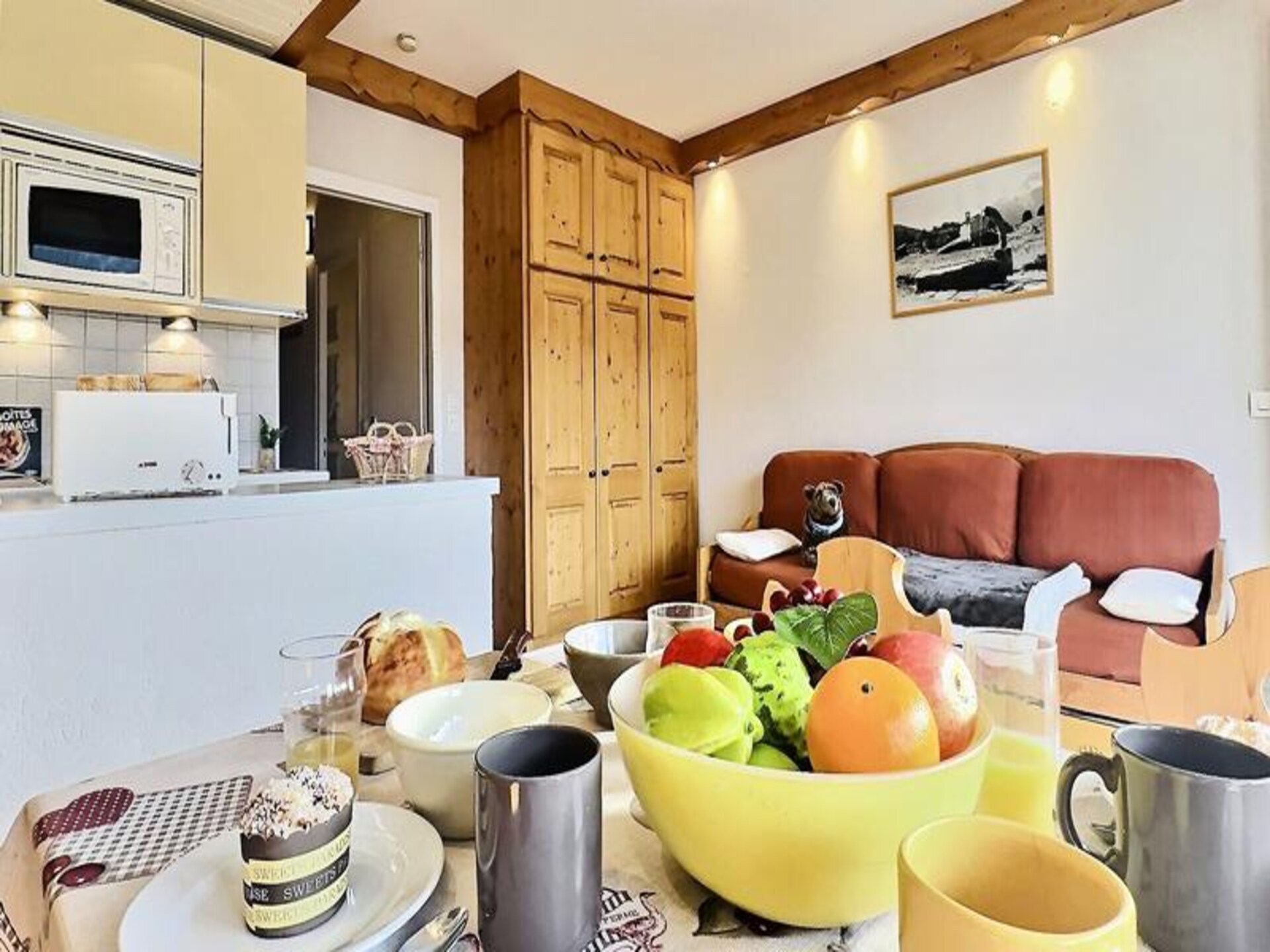 Knus appartement op de 6e verdieping met zuidbalkon en uitzicht op het meer - foto 8